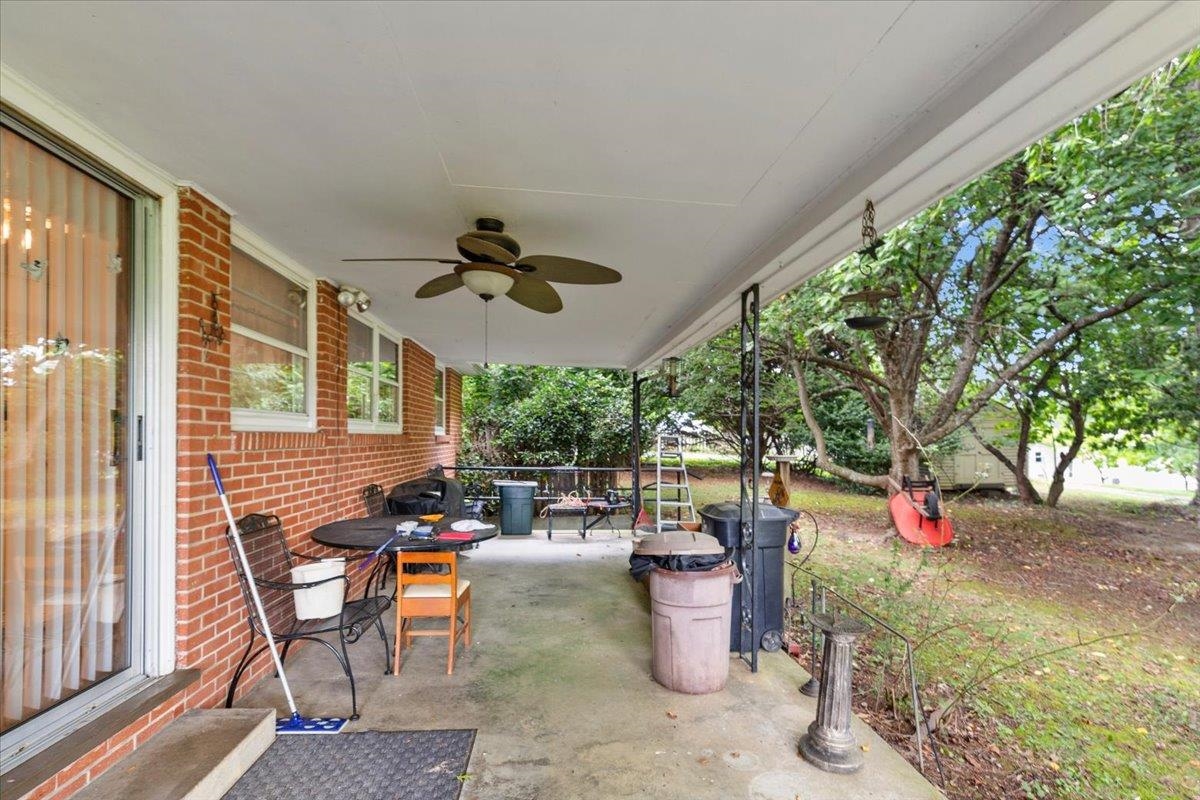 108 Williams Avenue Radford VA 24141