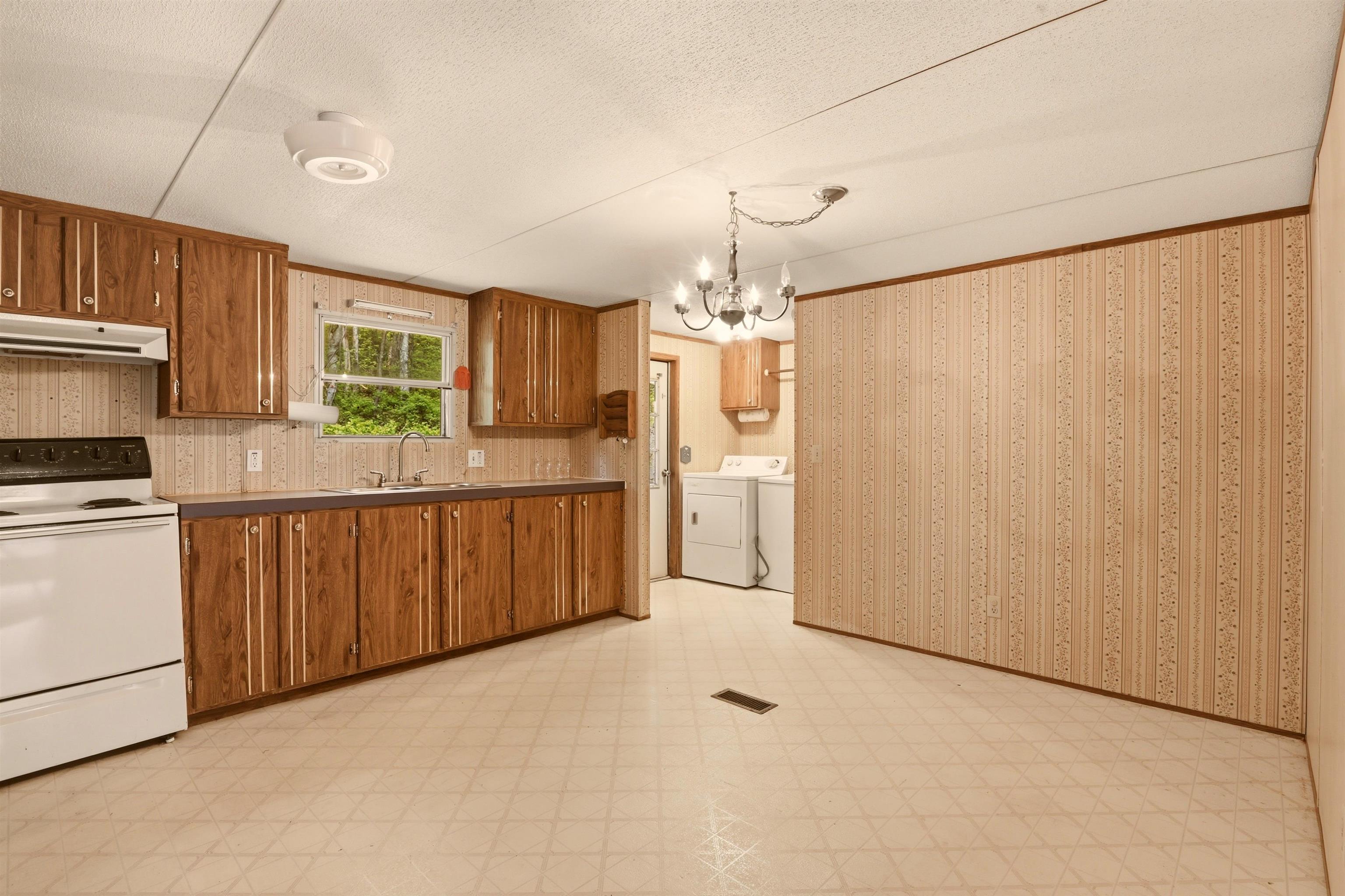 165 Chestnut Ridge Drive SE Copper Hill VA 24079