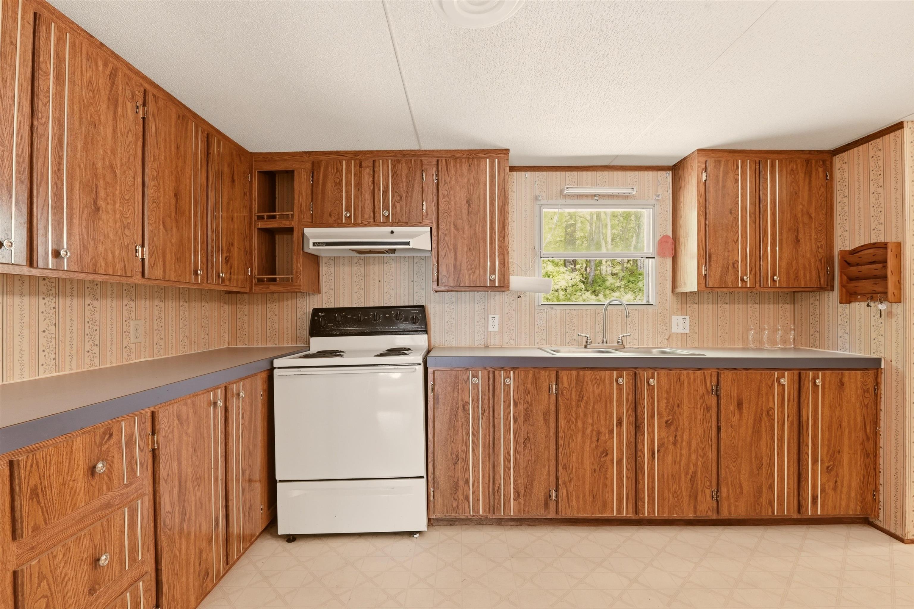 165 Chestnut Ridge Drive SE Copper Hill VA 24079