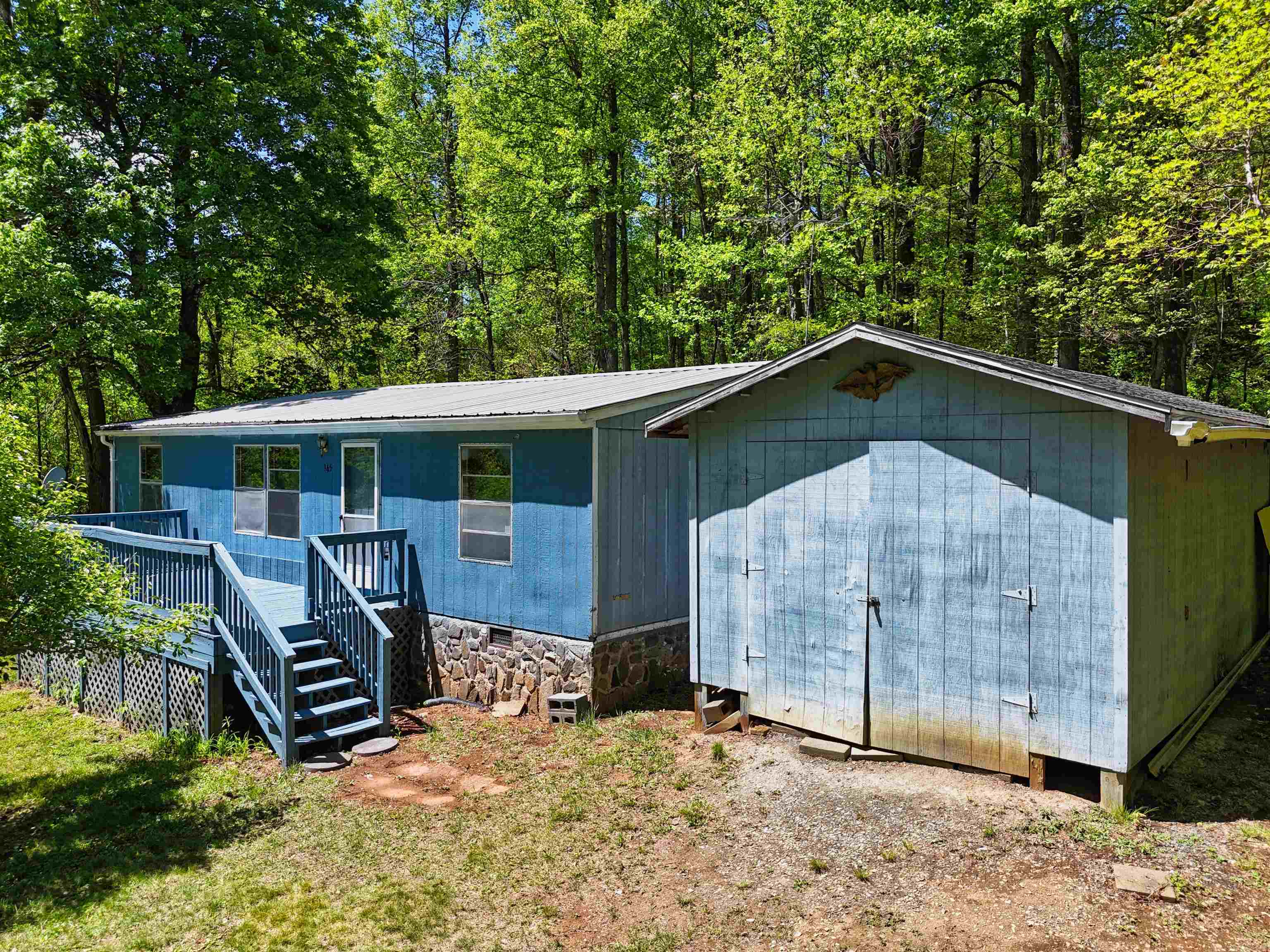 165 Chestnut Ridge Drive SE Copper Hill VA 24079