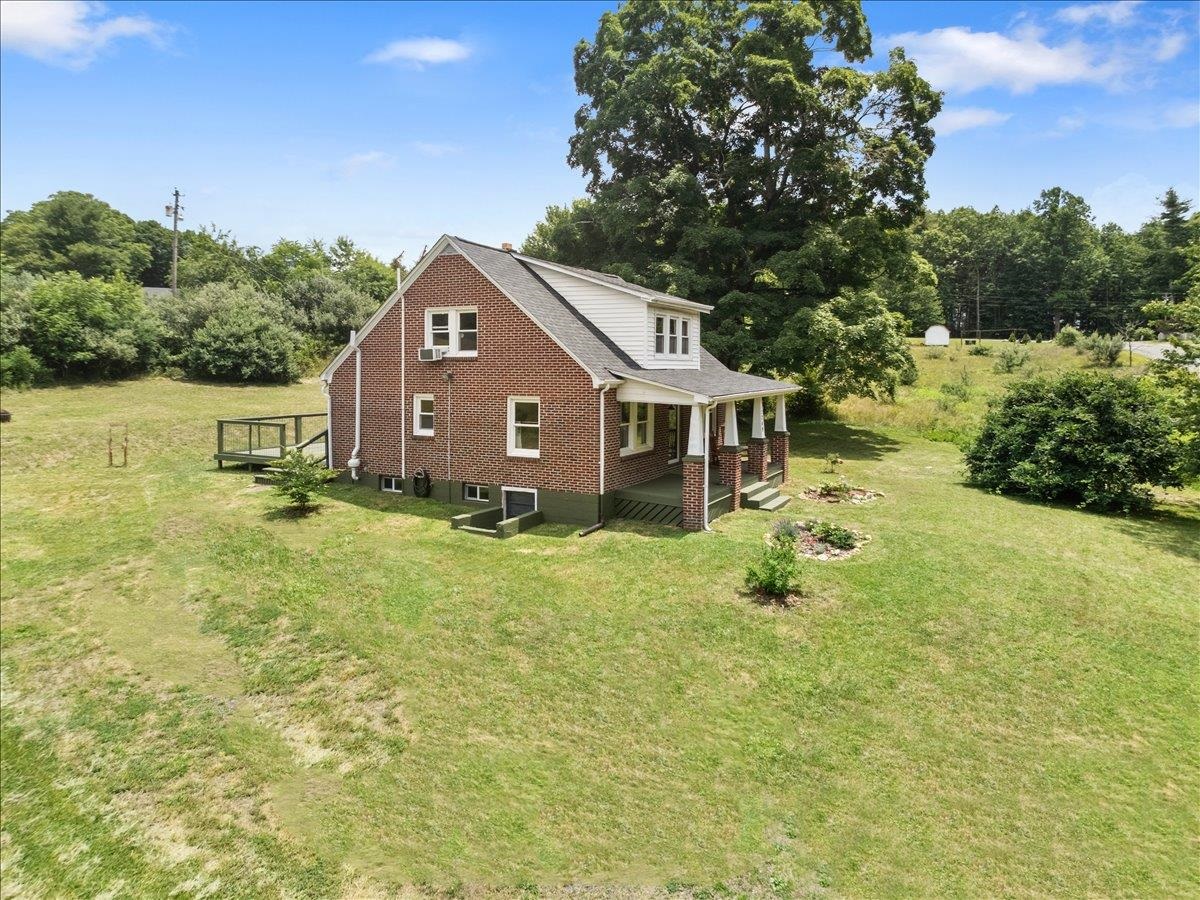 1249 Easy Drive NW Willis VA 24380