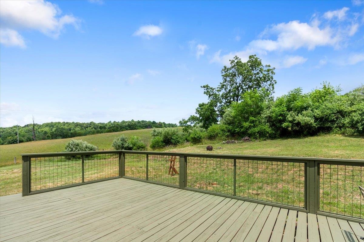 1249 Easy Drive NW Willis VA 24380