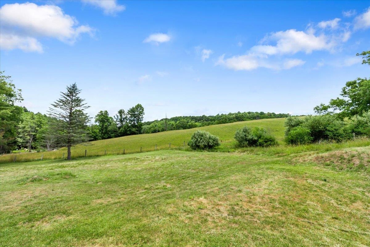 1249 Easy Drive NW Willis VA 24380