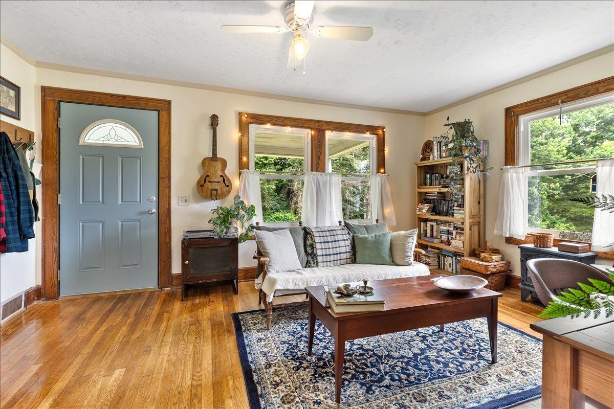 1249 Easy Drive NW Willis VA 24380