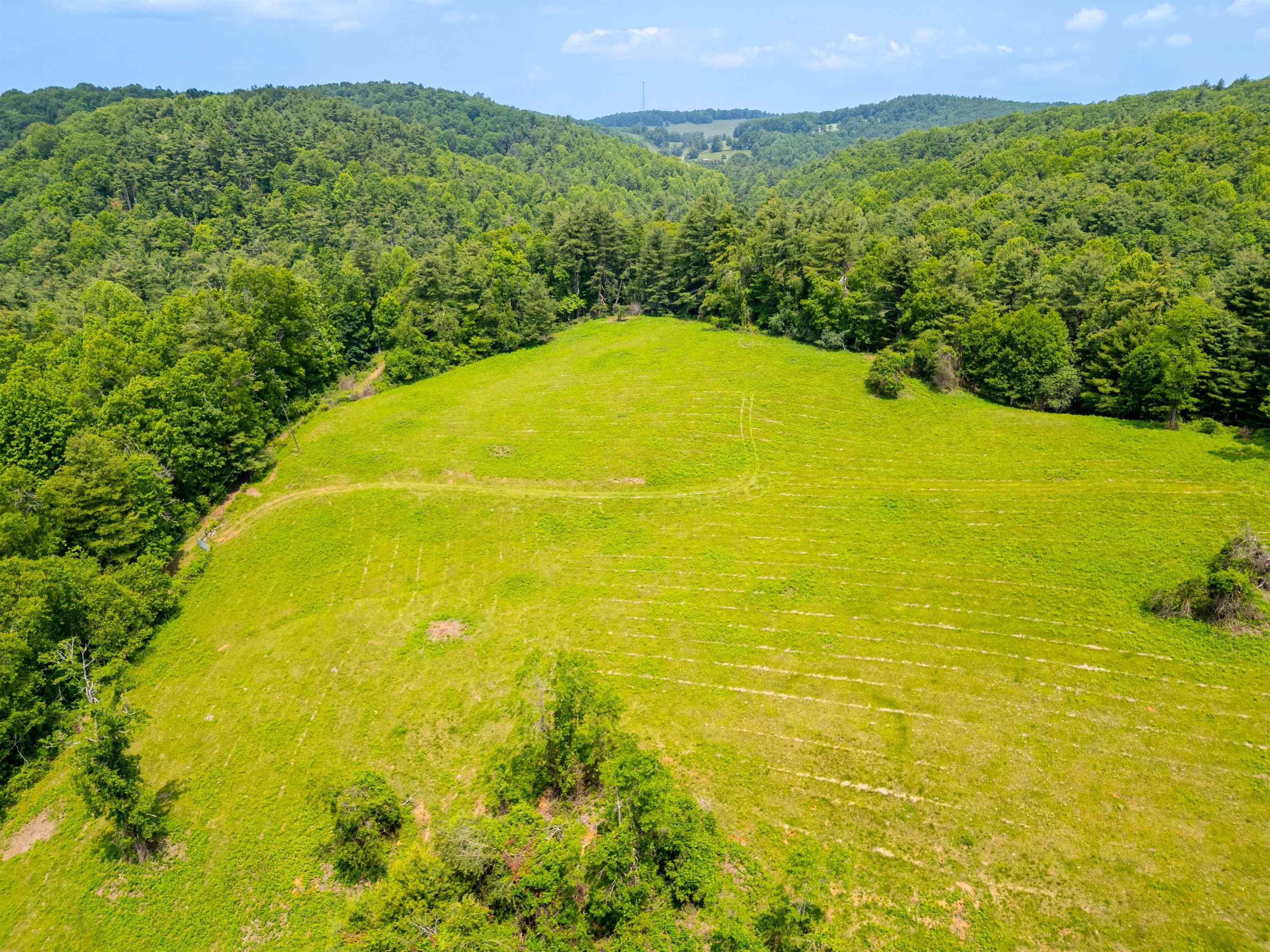 1073 Timberline Road SE Copper Hill VA 24079