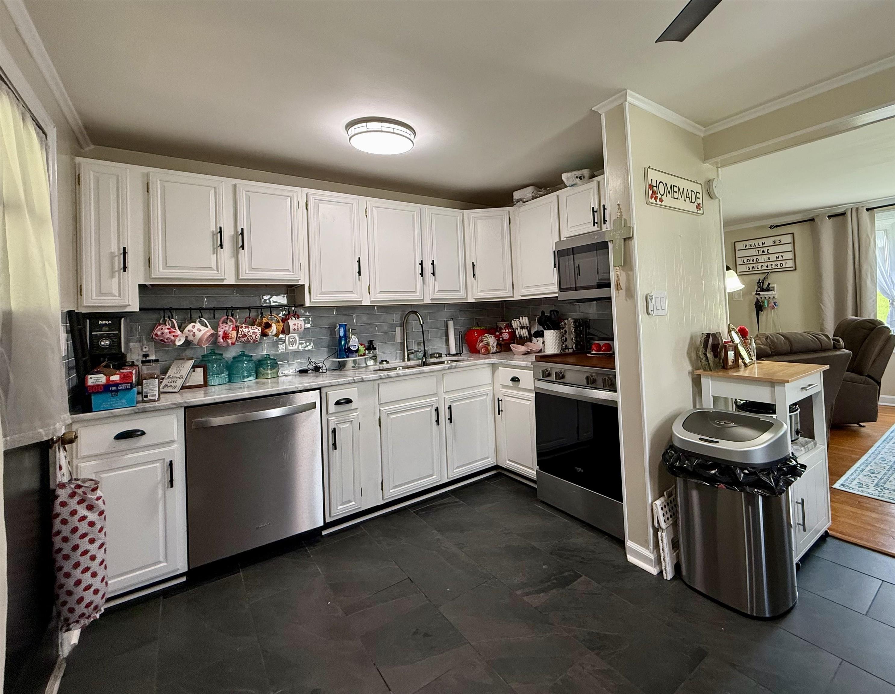 709 Woodland Road Rich Creek VA 24147