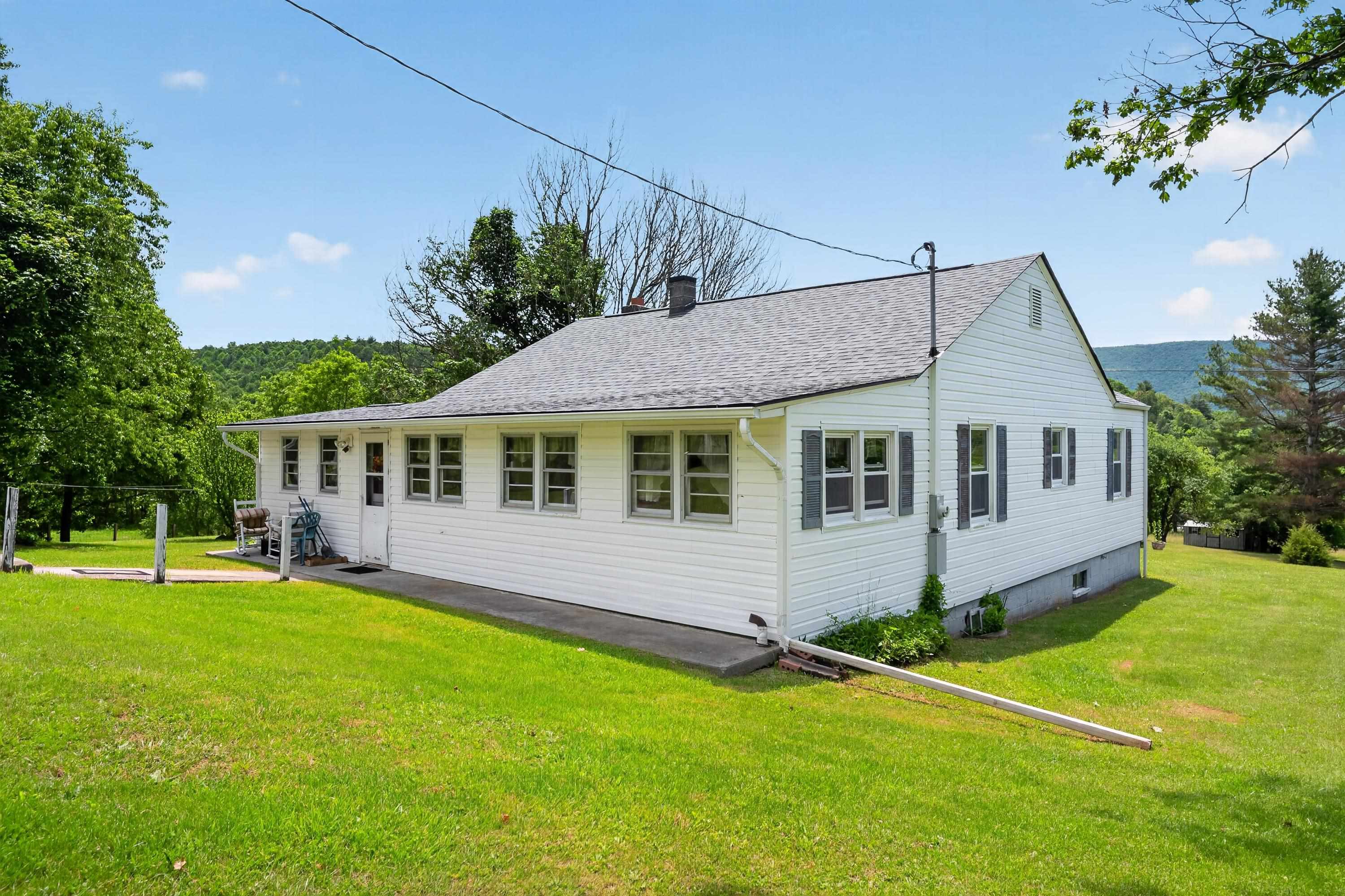 10653 E Blue Grass Trail Bland VA 24315