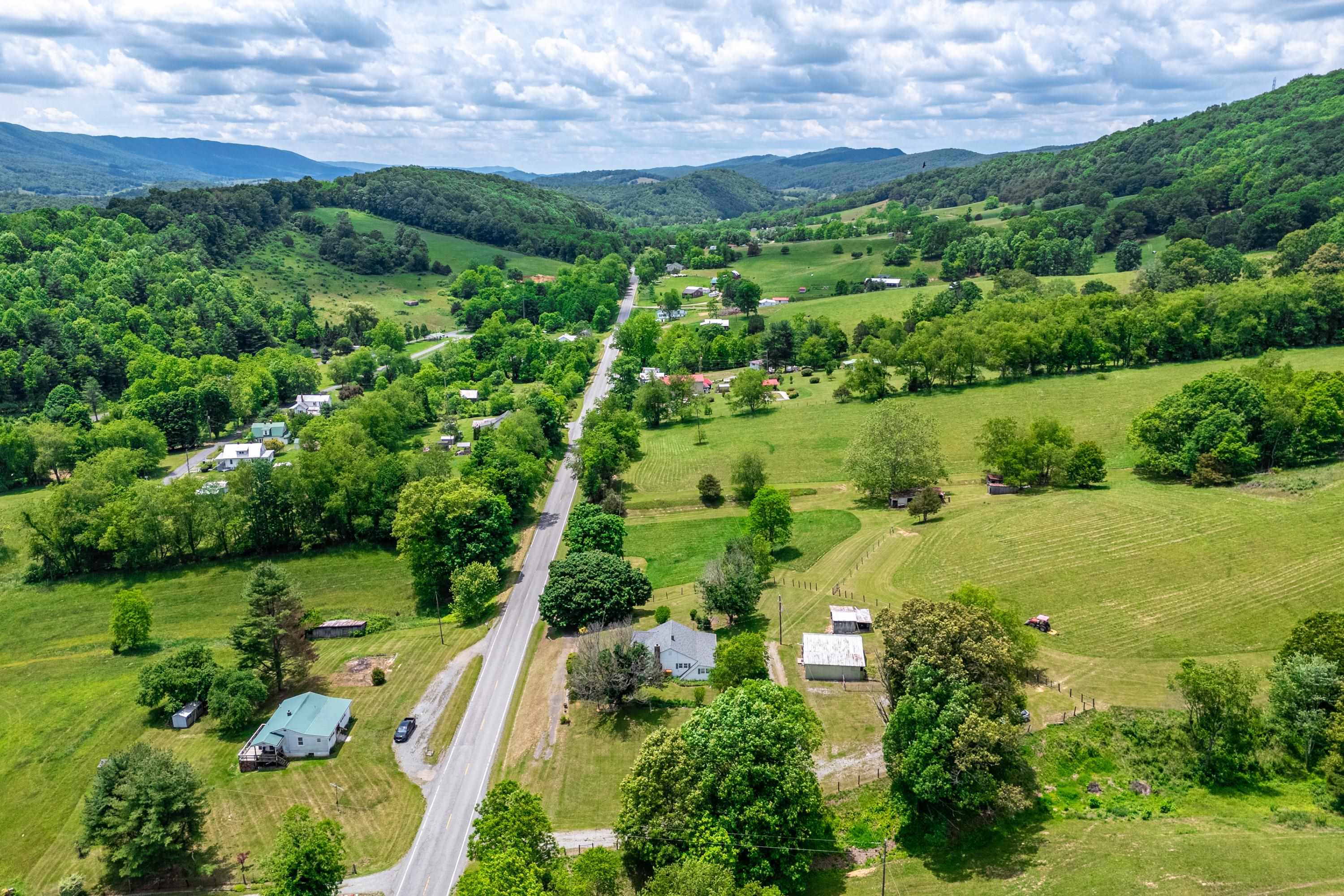 10653 E Blue Grass Trail Bland VA 24315