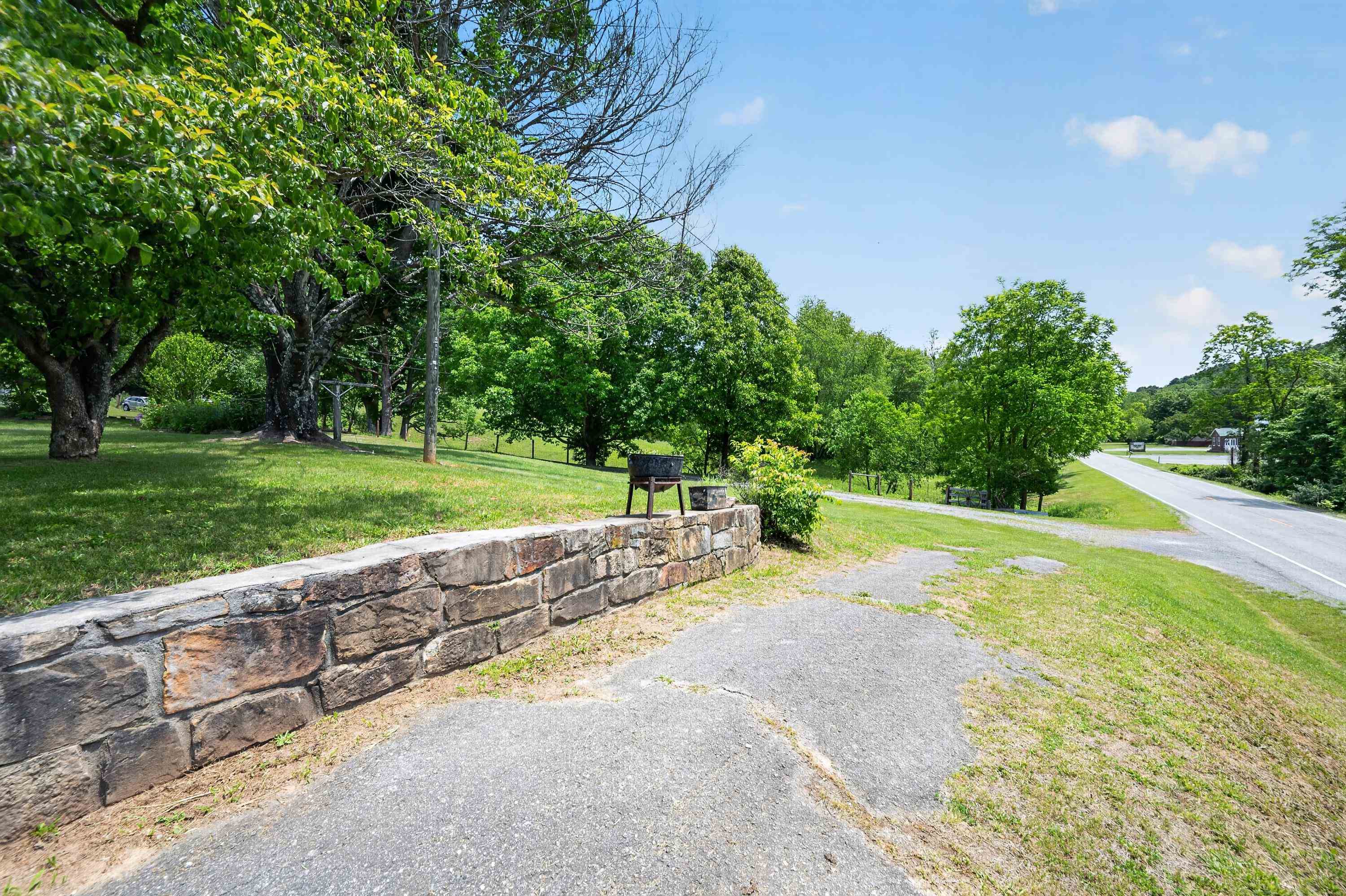 10653 E Blue Grass Trail Bland VA 24315