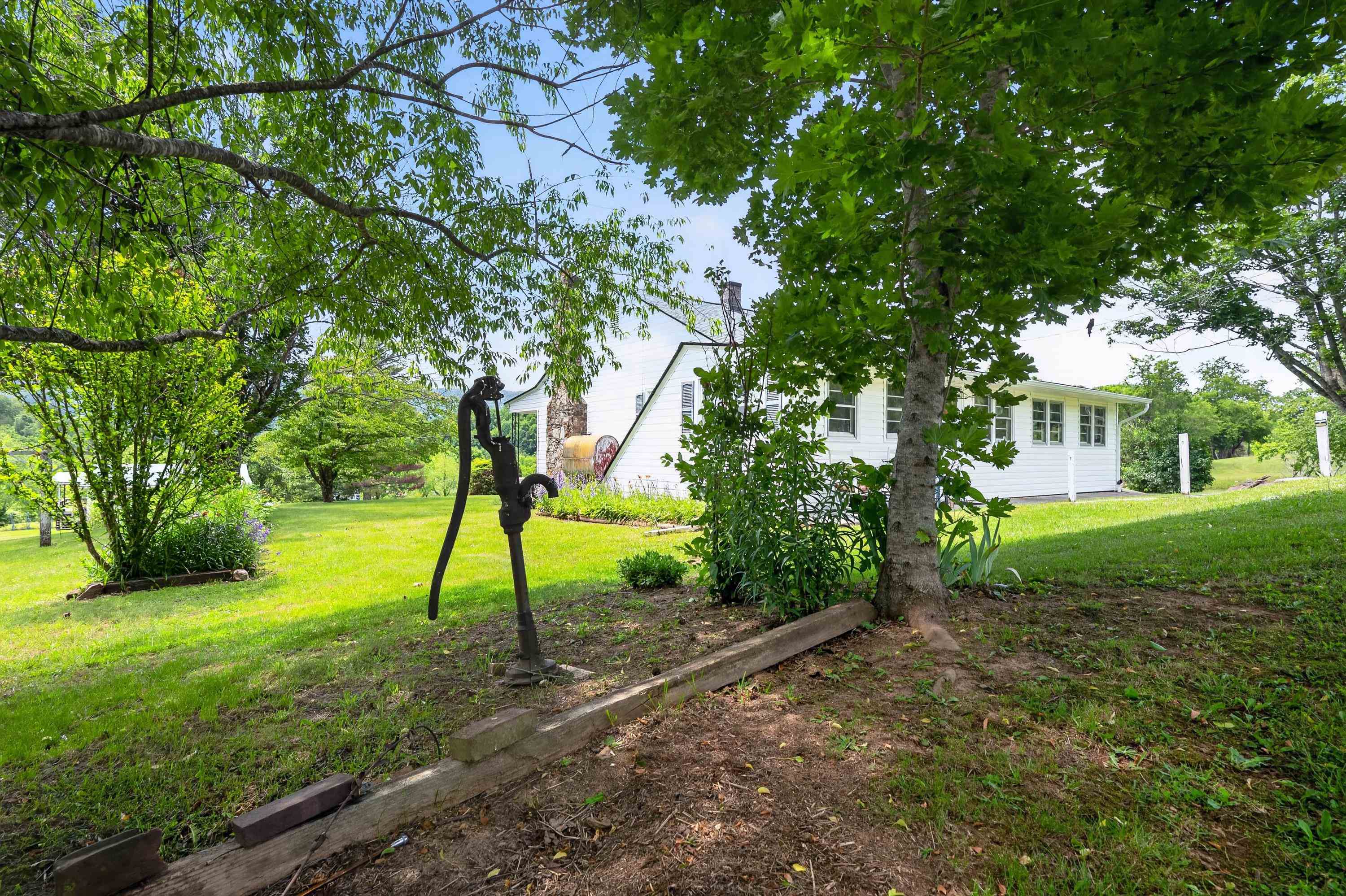 10653 E Blue Grass Trail Bland VA 24315