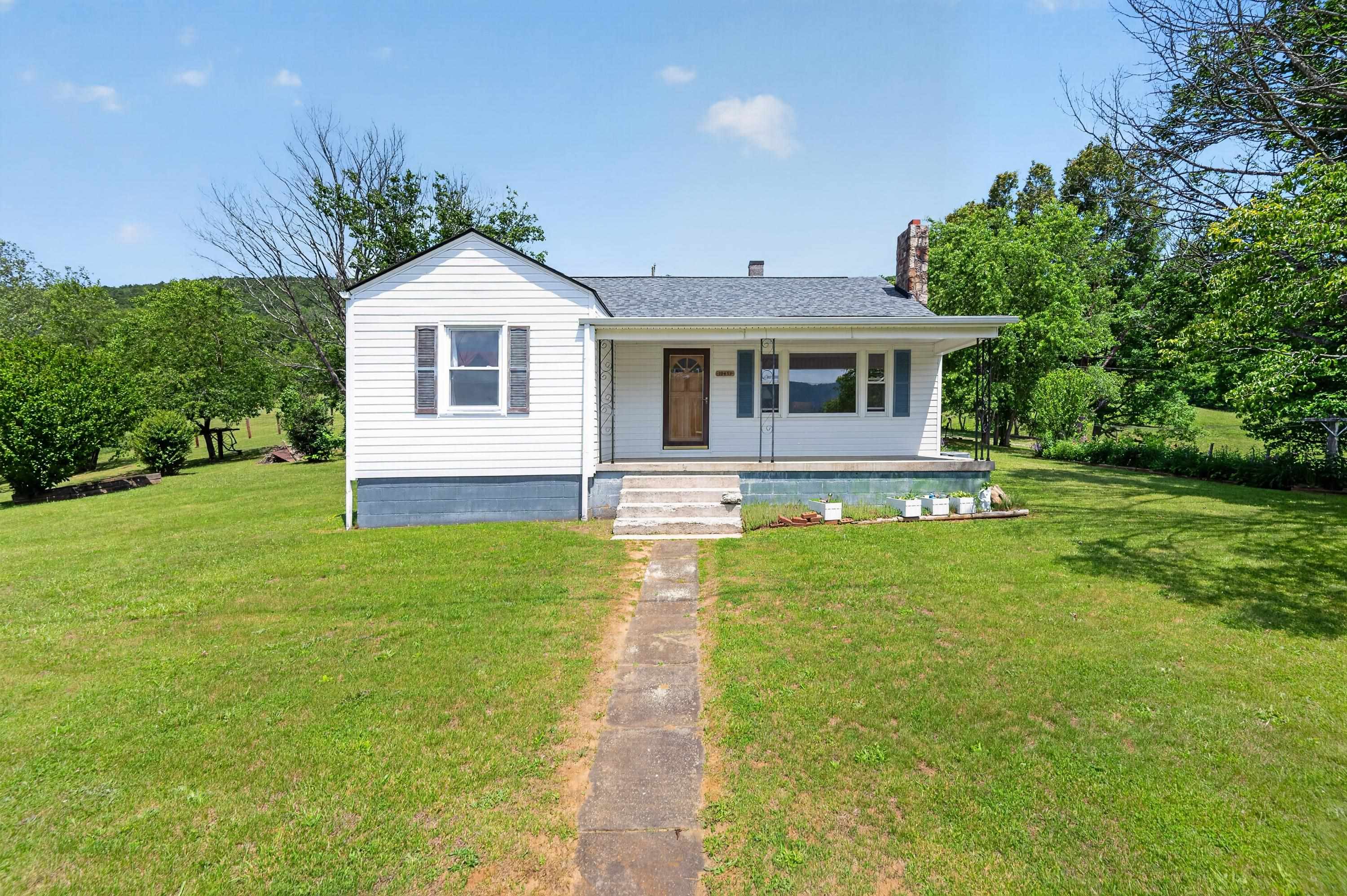 10653 E Blue Grass Trail Bland VA 24315