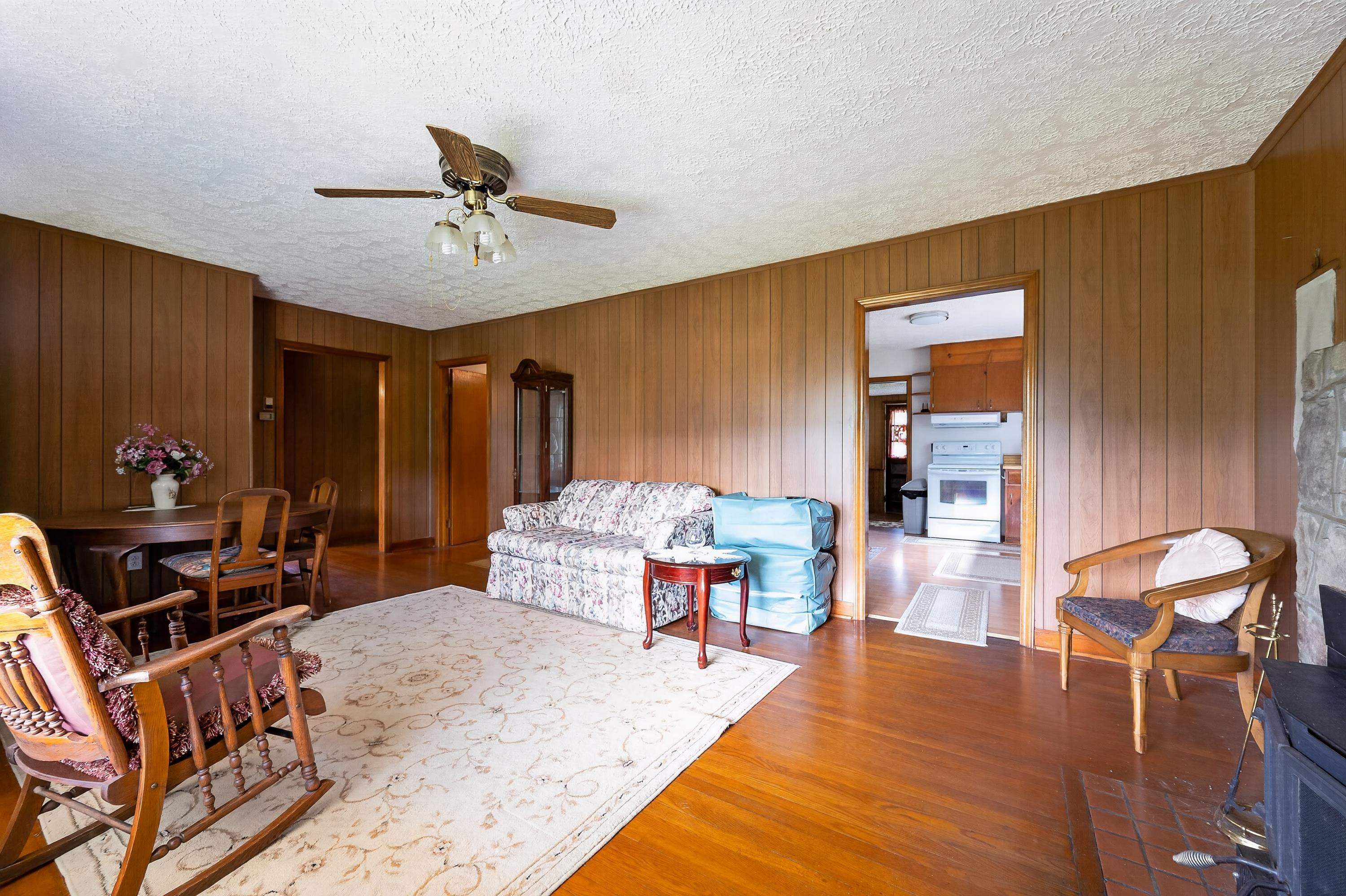 10653 E Blue Grass Trail Bland VA 24315