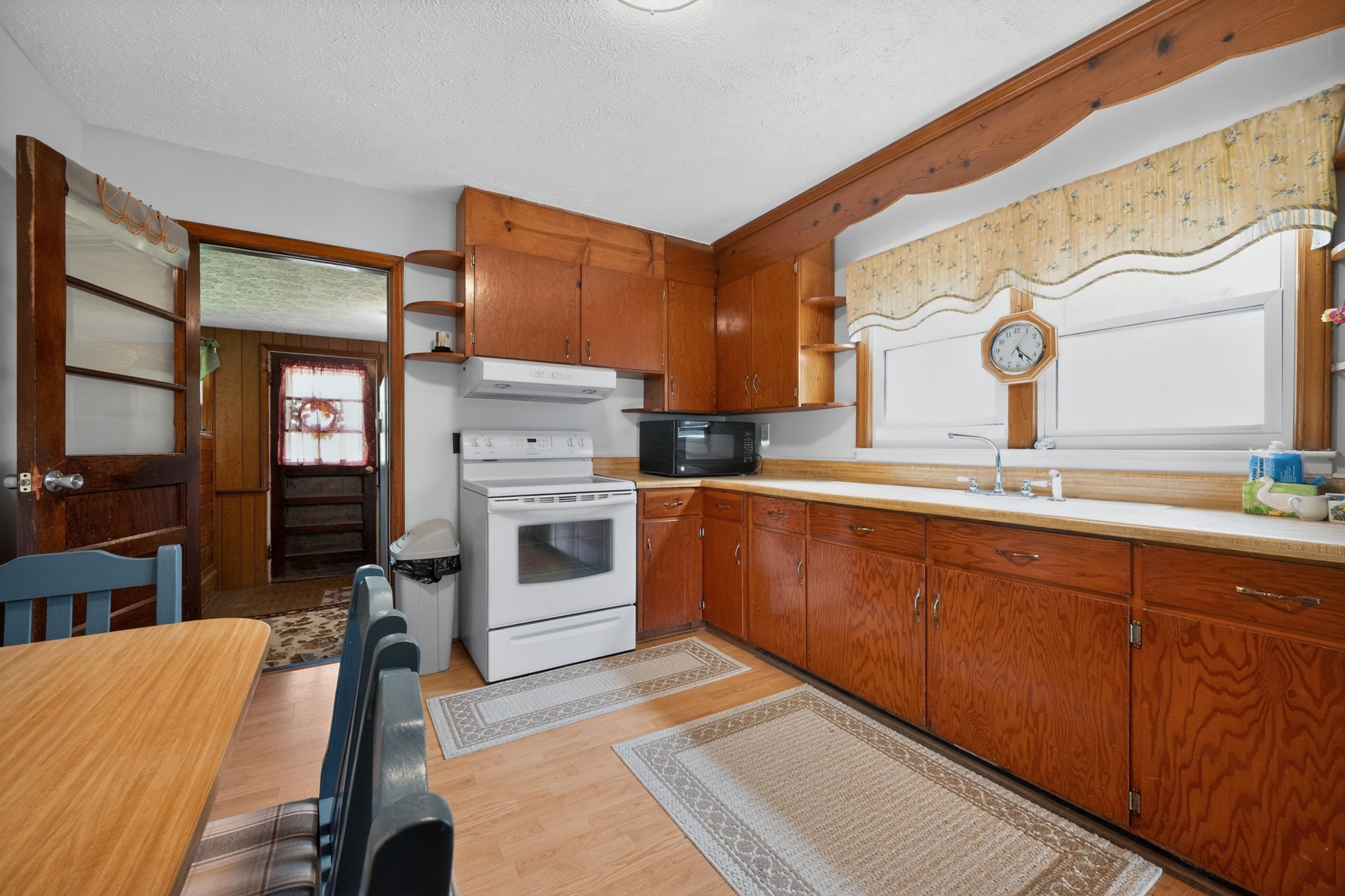 10653 E Blue Grass Trail Bland VA 24315
