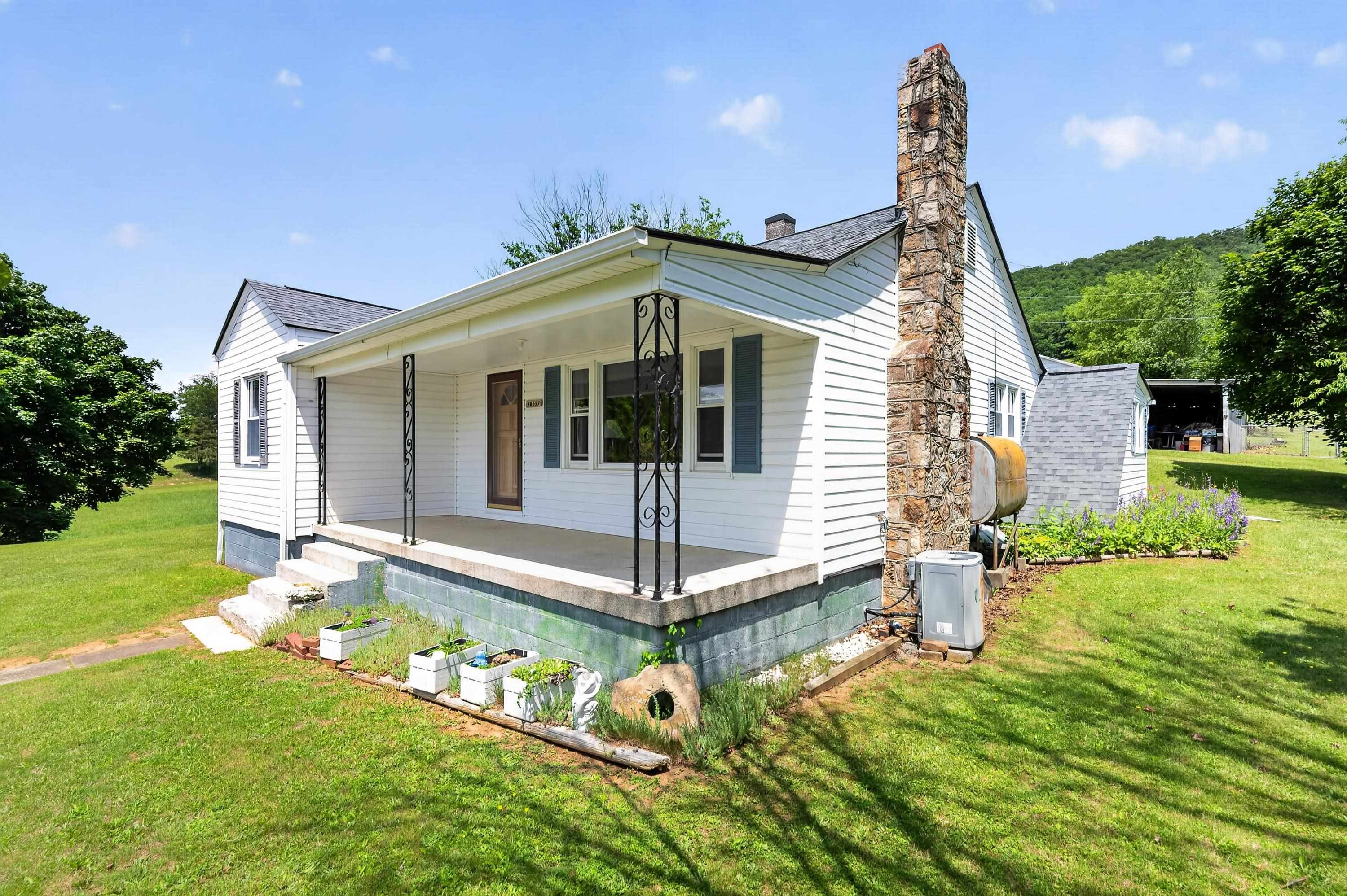 10653 E Blue Grass Trail Bland VA 24315