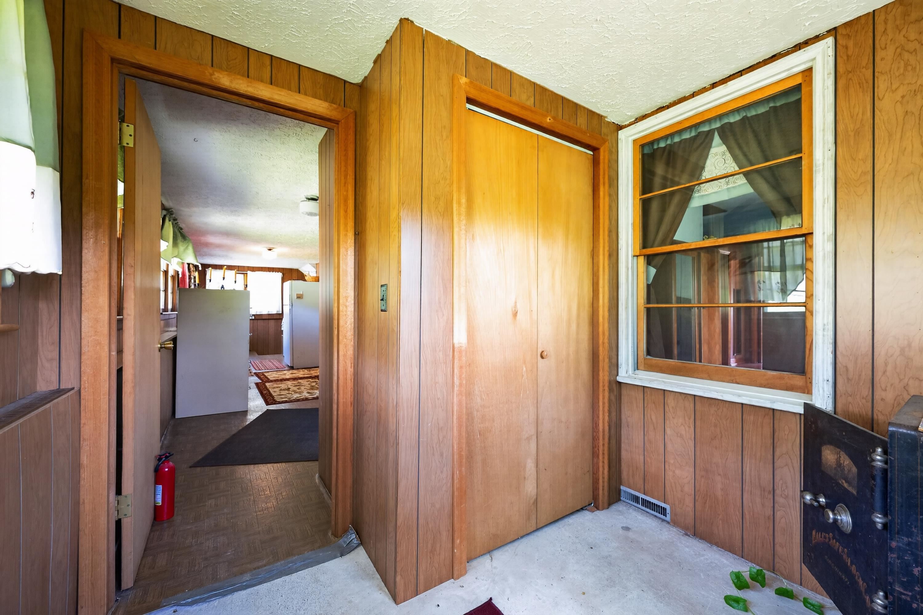 10653 E Blue Grass Trail Bland VA 24315