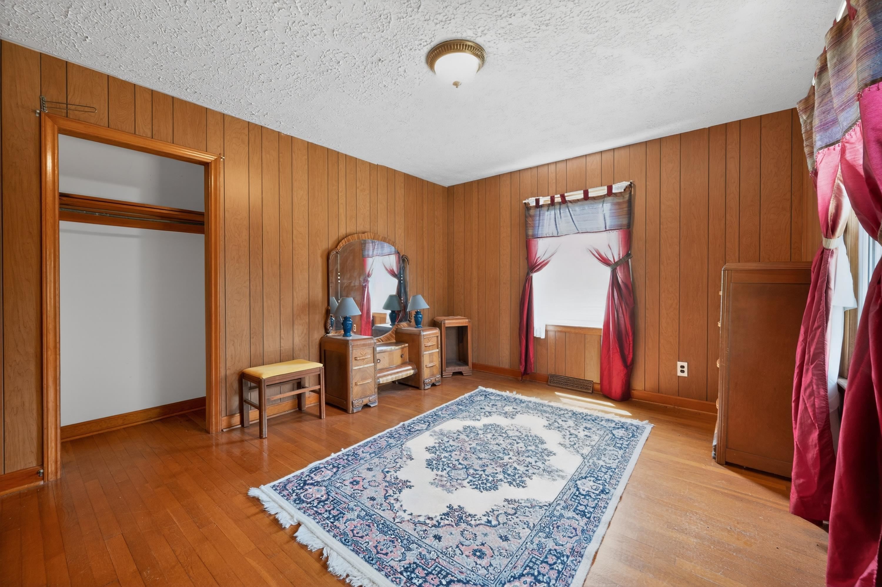 10653 E Blue Grass Trail Bland VA 24315
