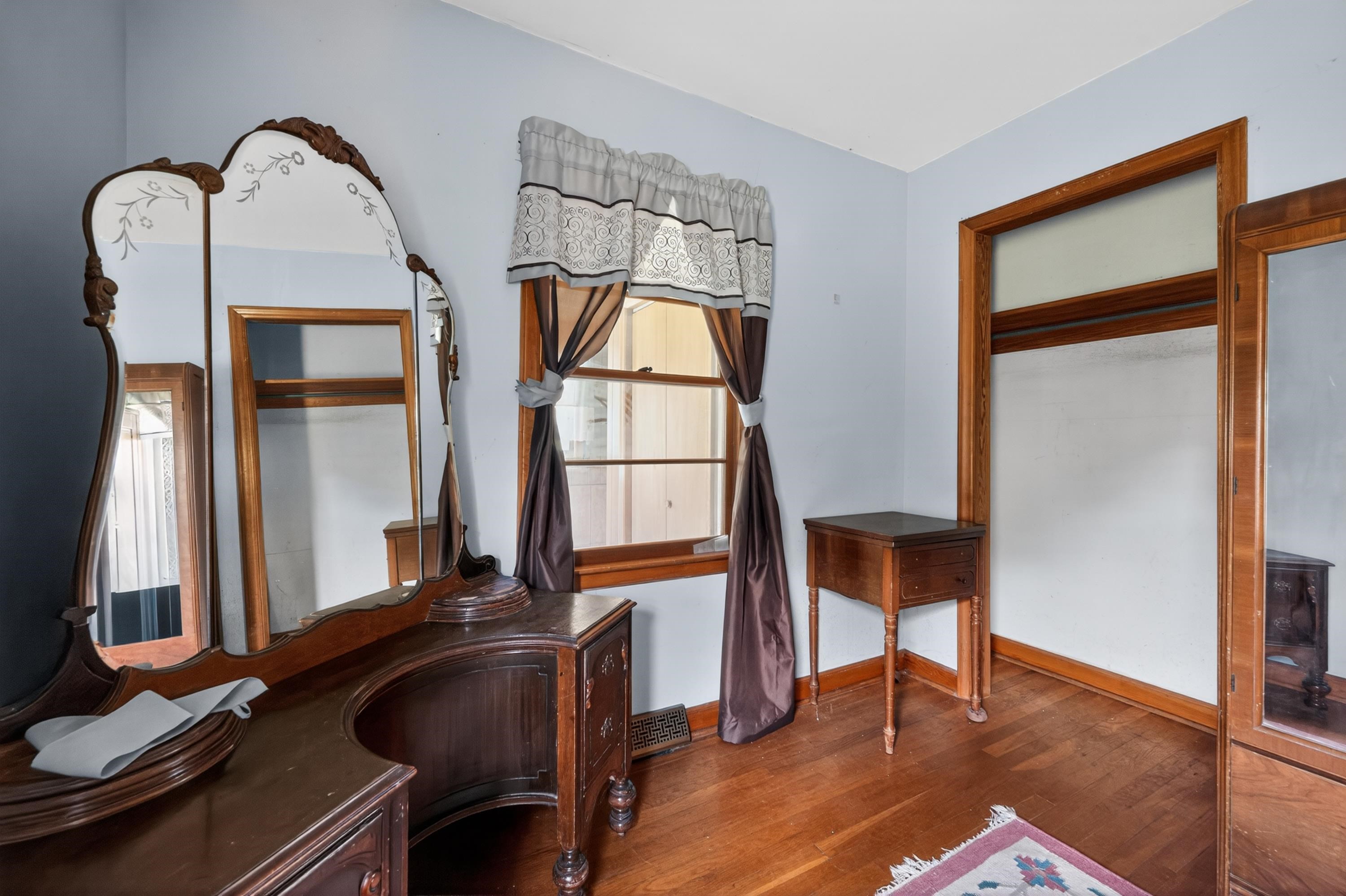 10653 E Blue Grass Trail Bland VA 24315