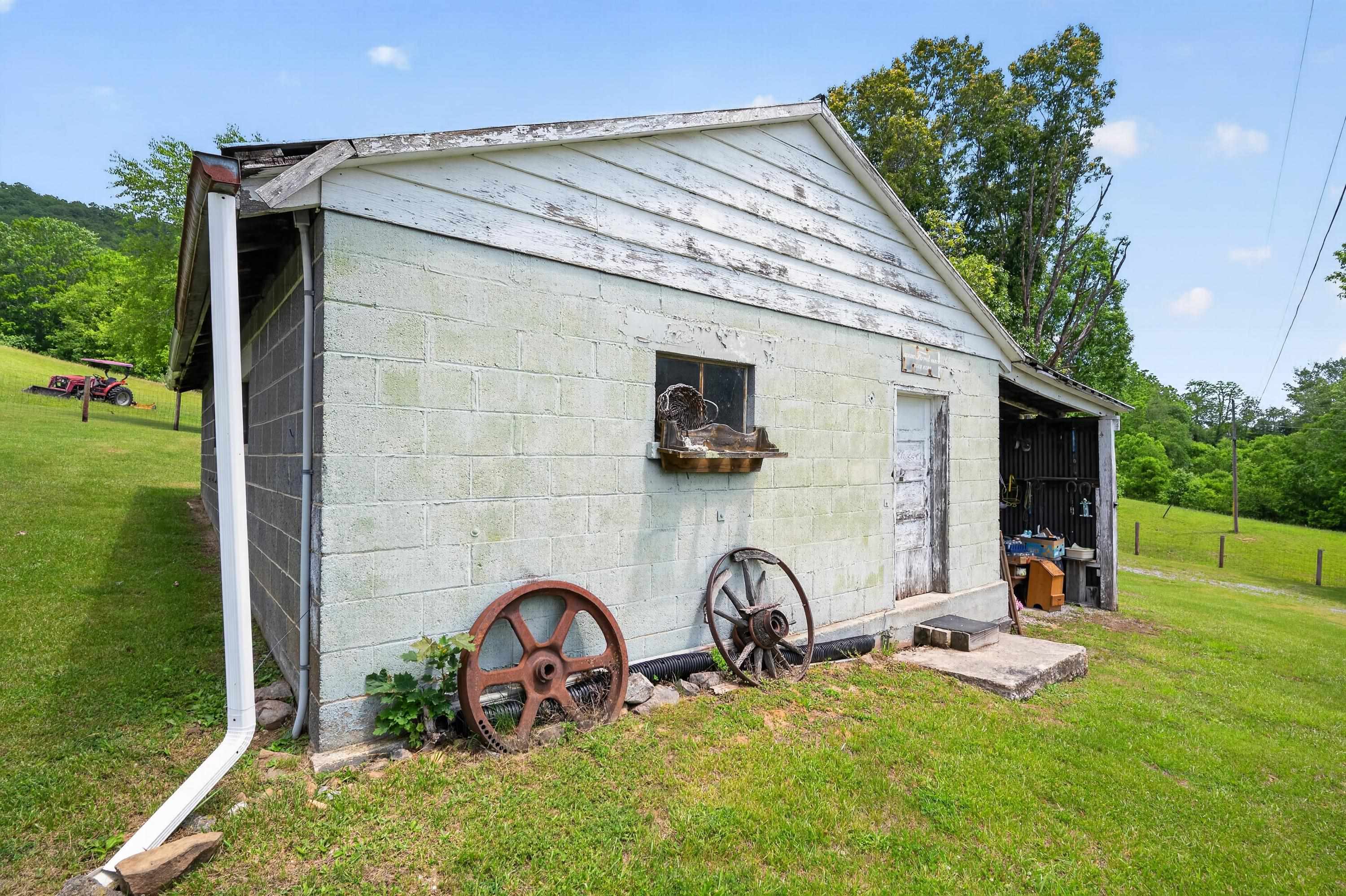10653 E Blue Grass Trail Bland VA 24315