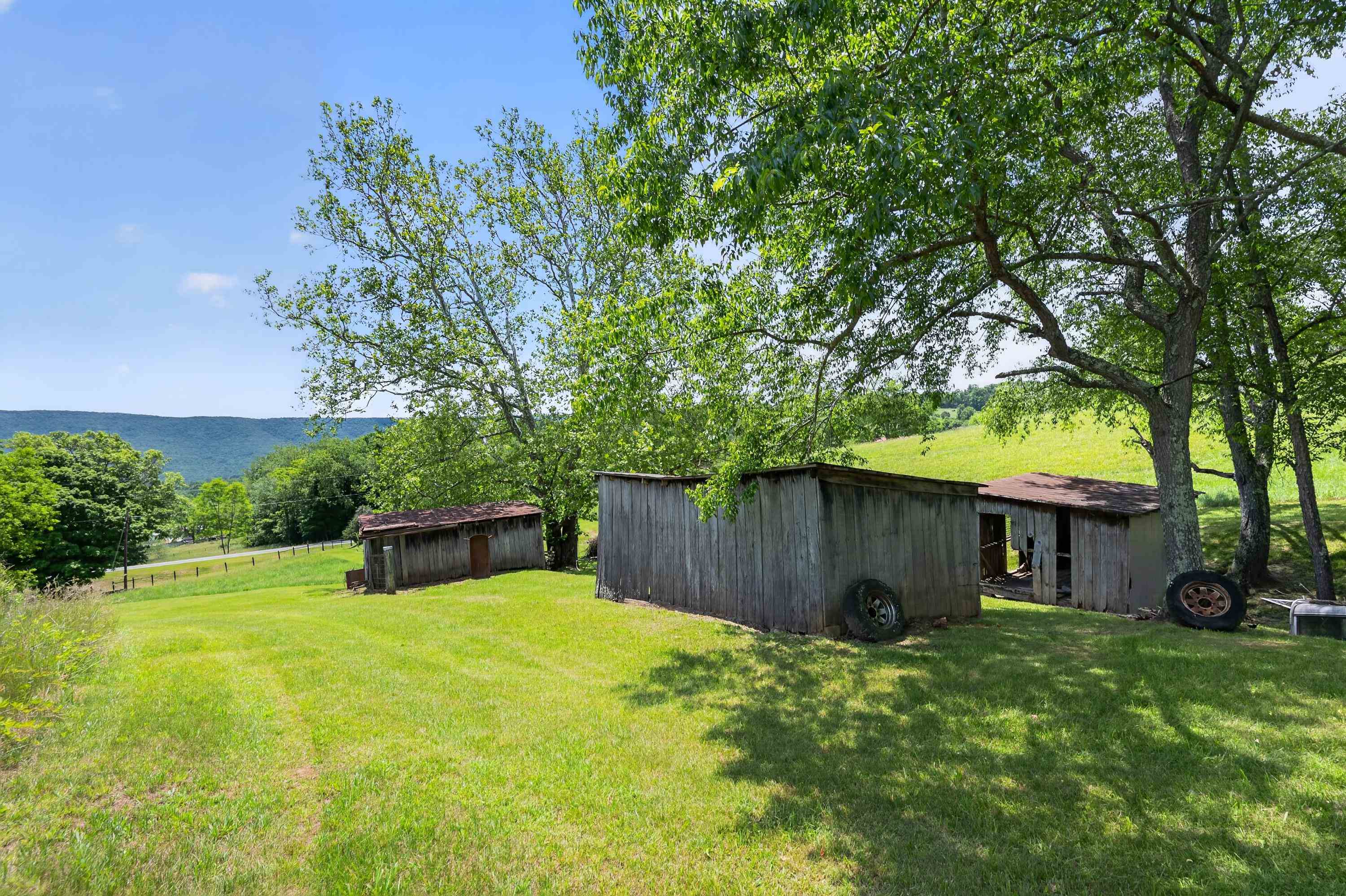 10653 E Blue Grass Trail Bland VA 24315