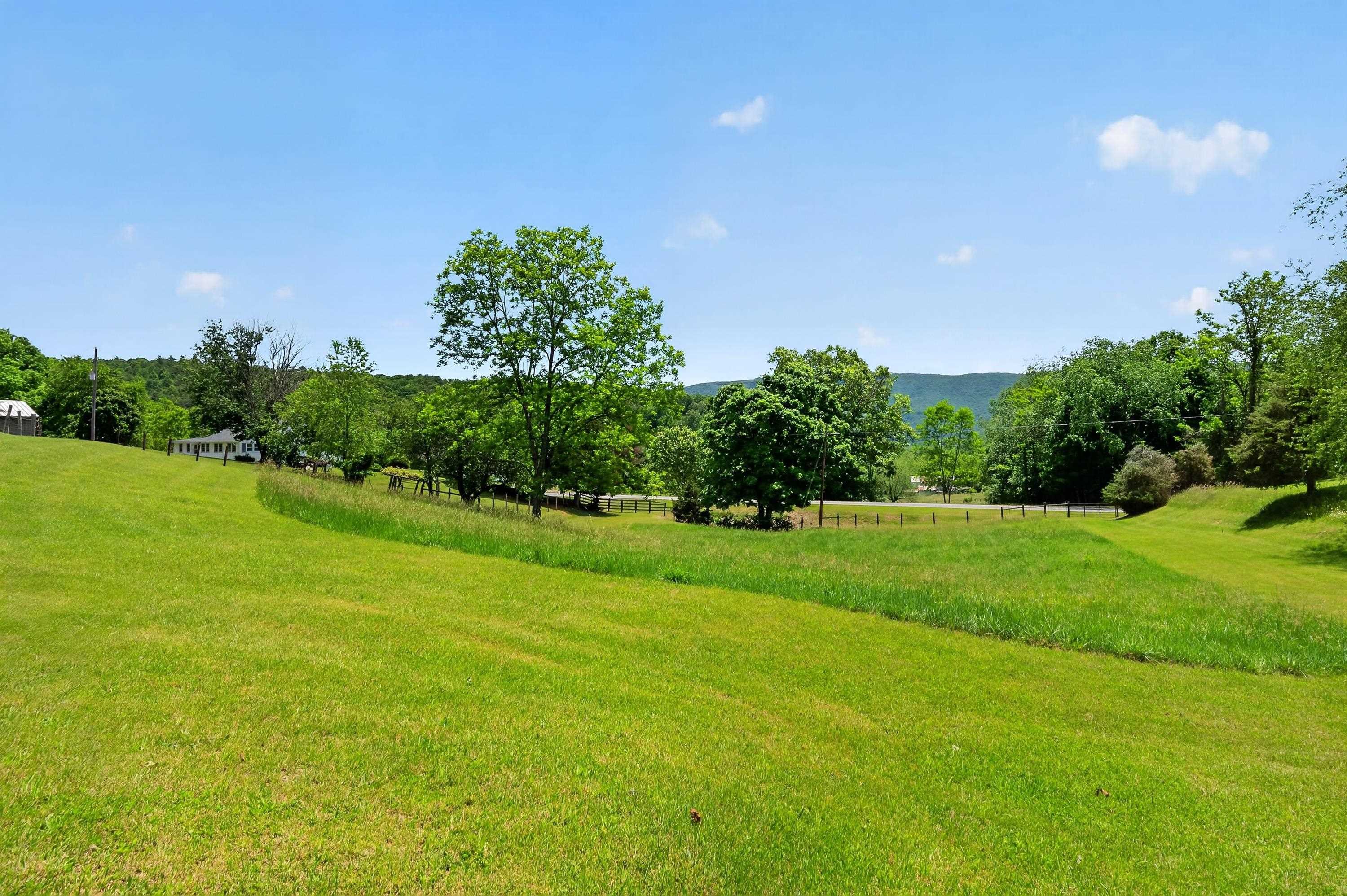 10653 E Blue Grass Trail Bland VA 24315