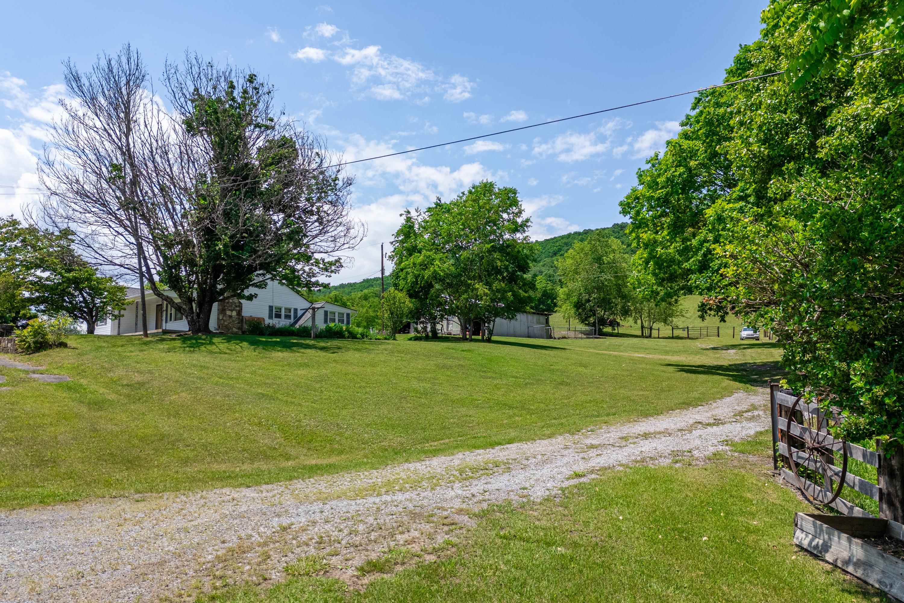 10653 E Blue Grass Trail Bland VA 24315