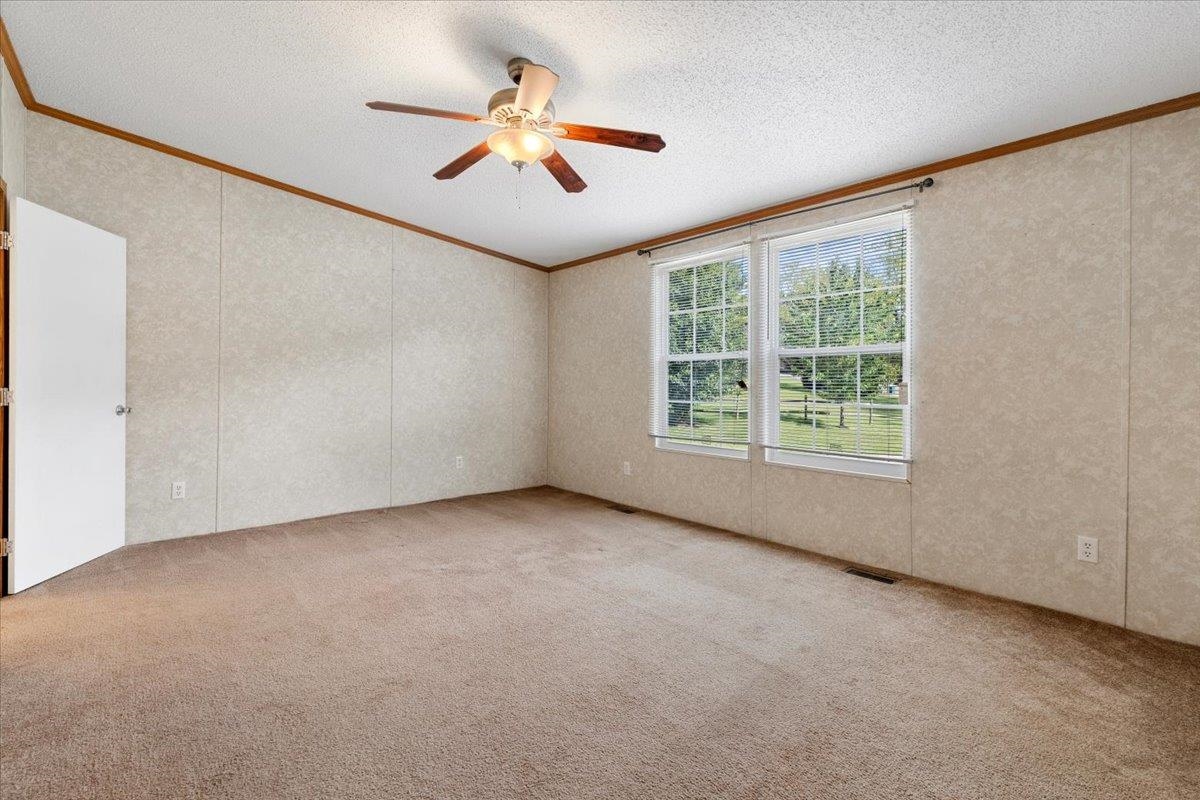 4245 Draper Valley Road Draper VA 24324