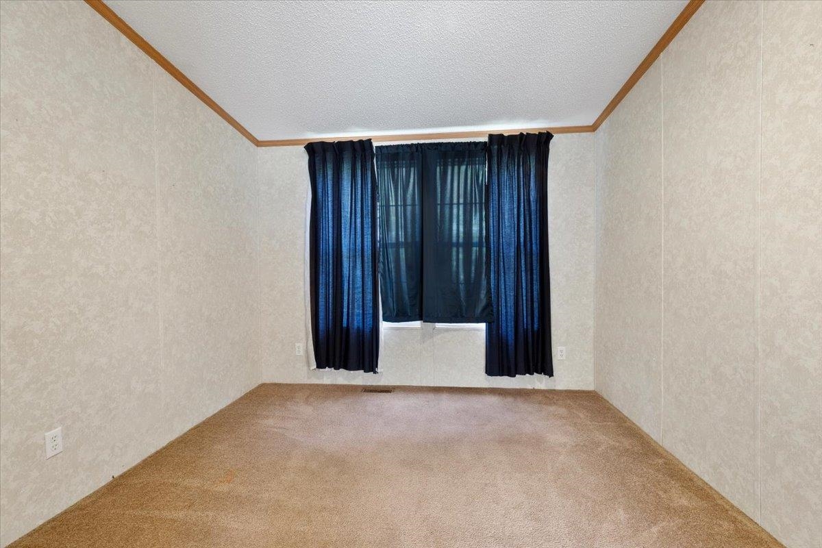 4245 Draper Valley Road Draper VA 24324
