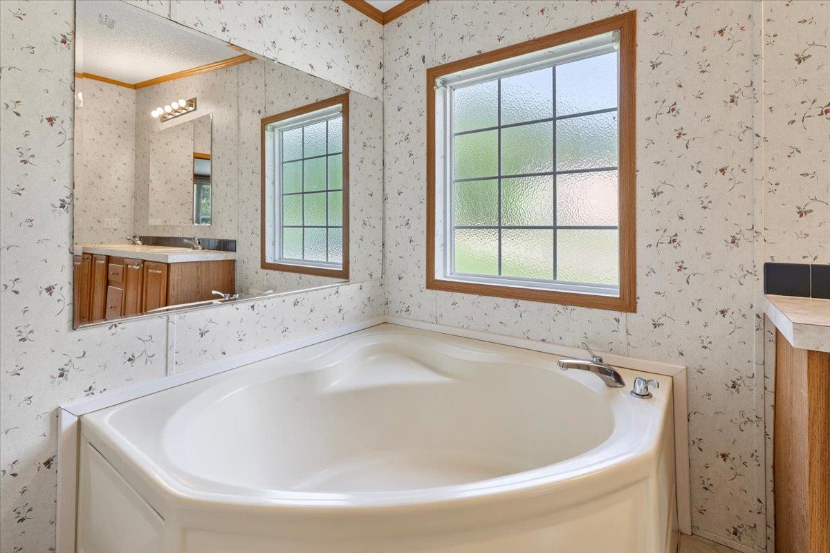 4245 Draper Valley Road Draper VA 24324