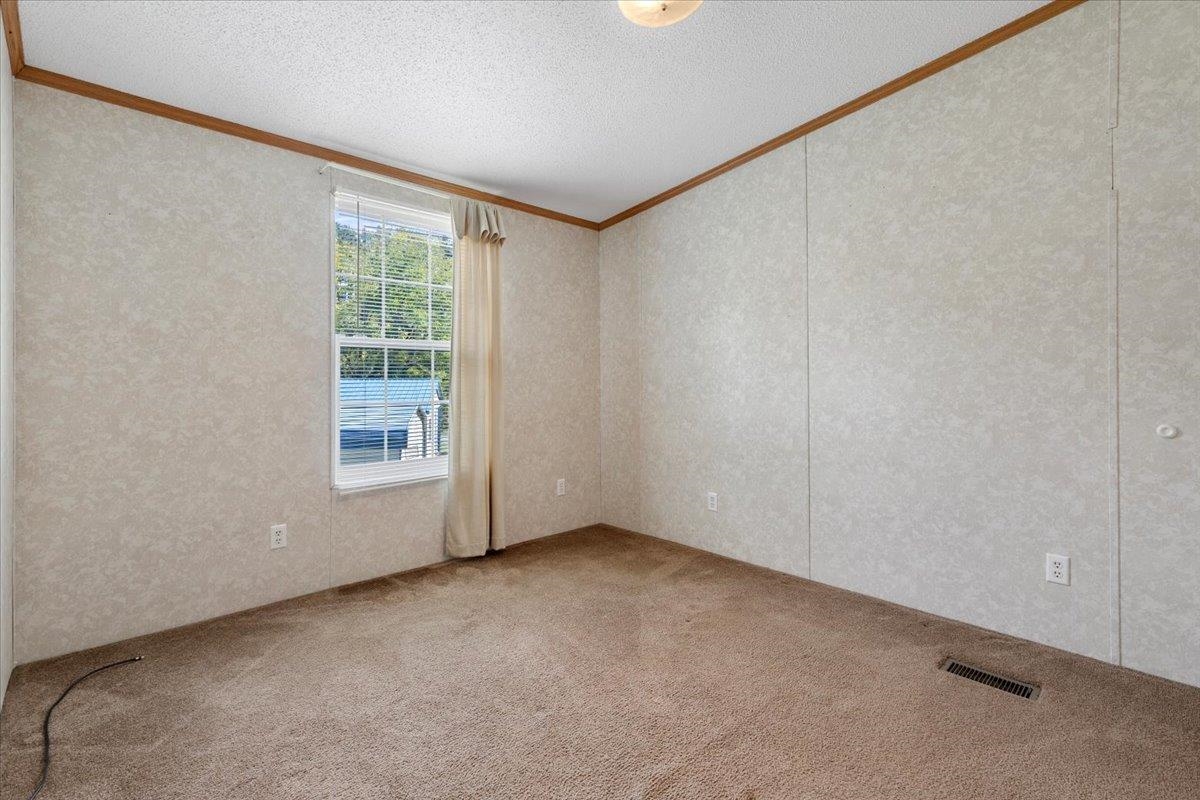 4245 Draper Valley Road Draper VA 24324