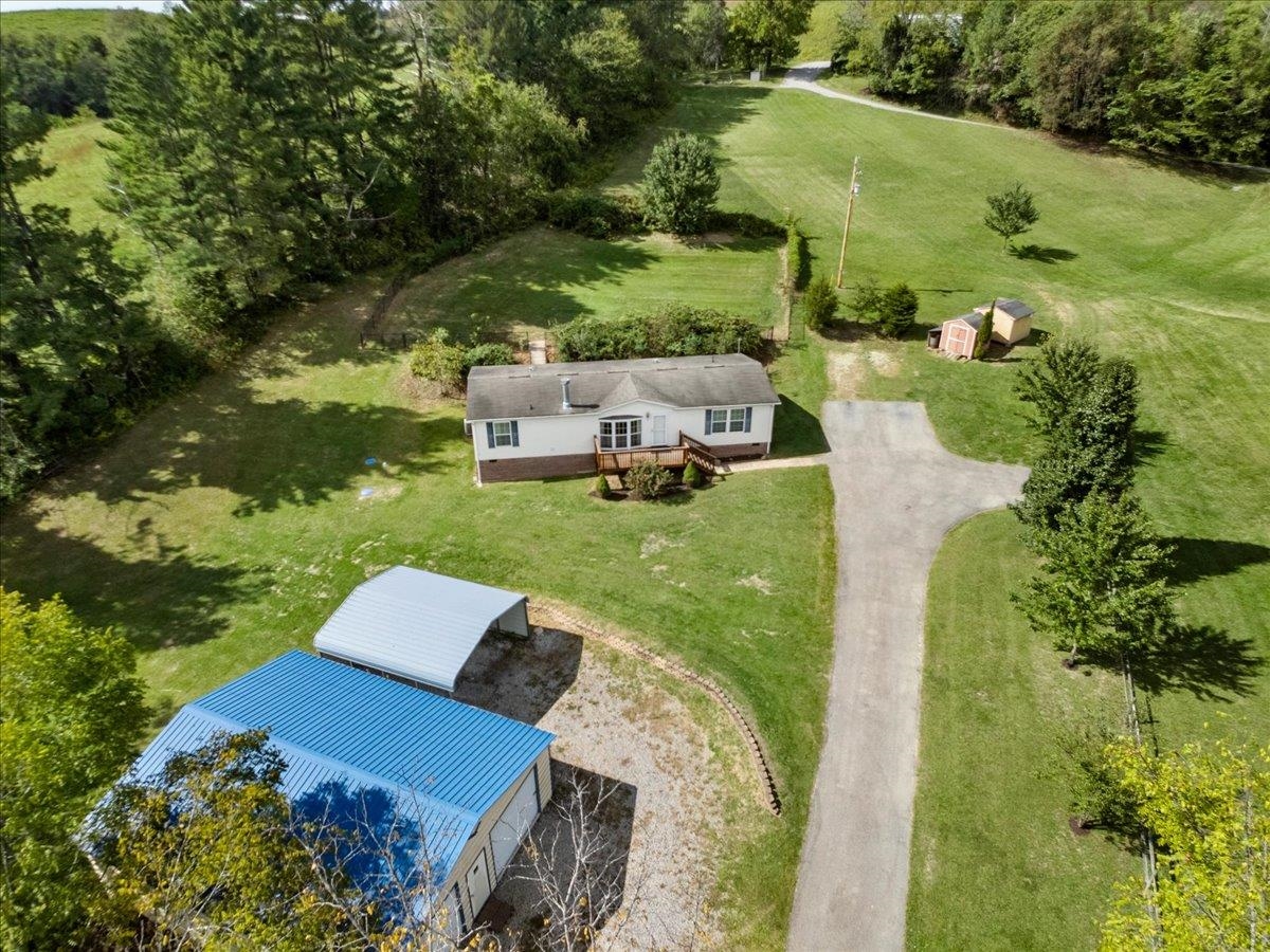 4245 Draper Valley Road Draper VA 24324