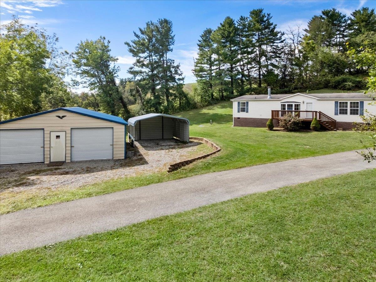 4245 Draper Valley Road Draper VA 24324