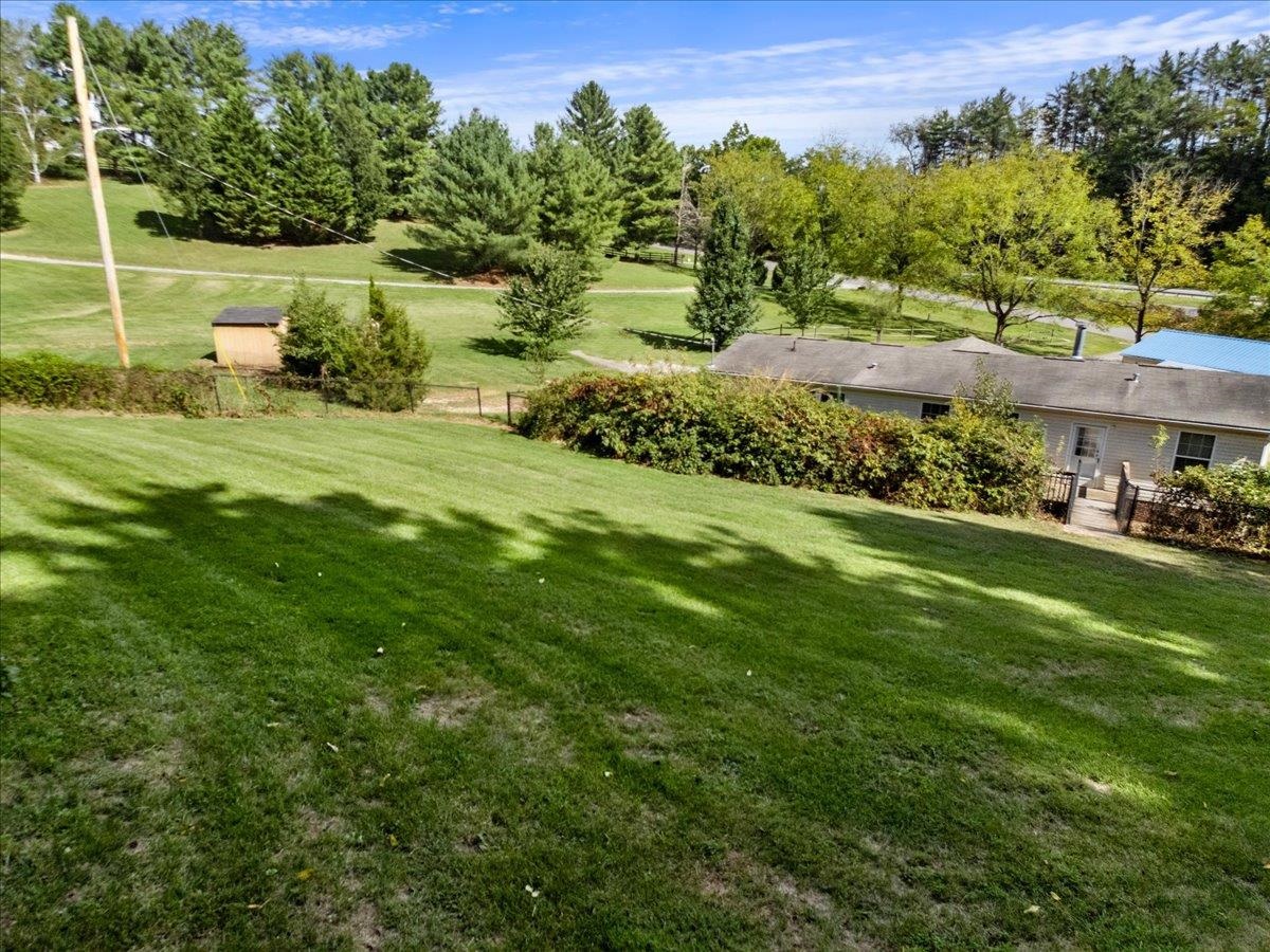4245 Draper Valley Road Draper VA 24324