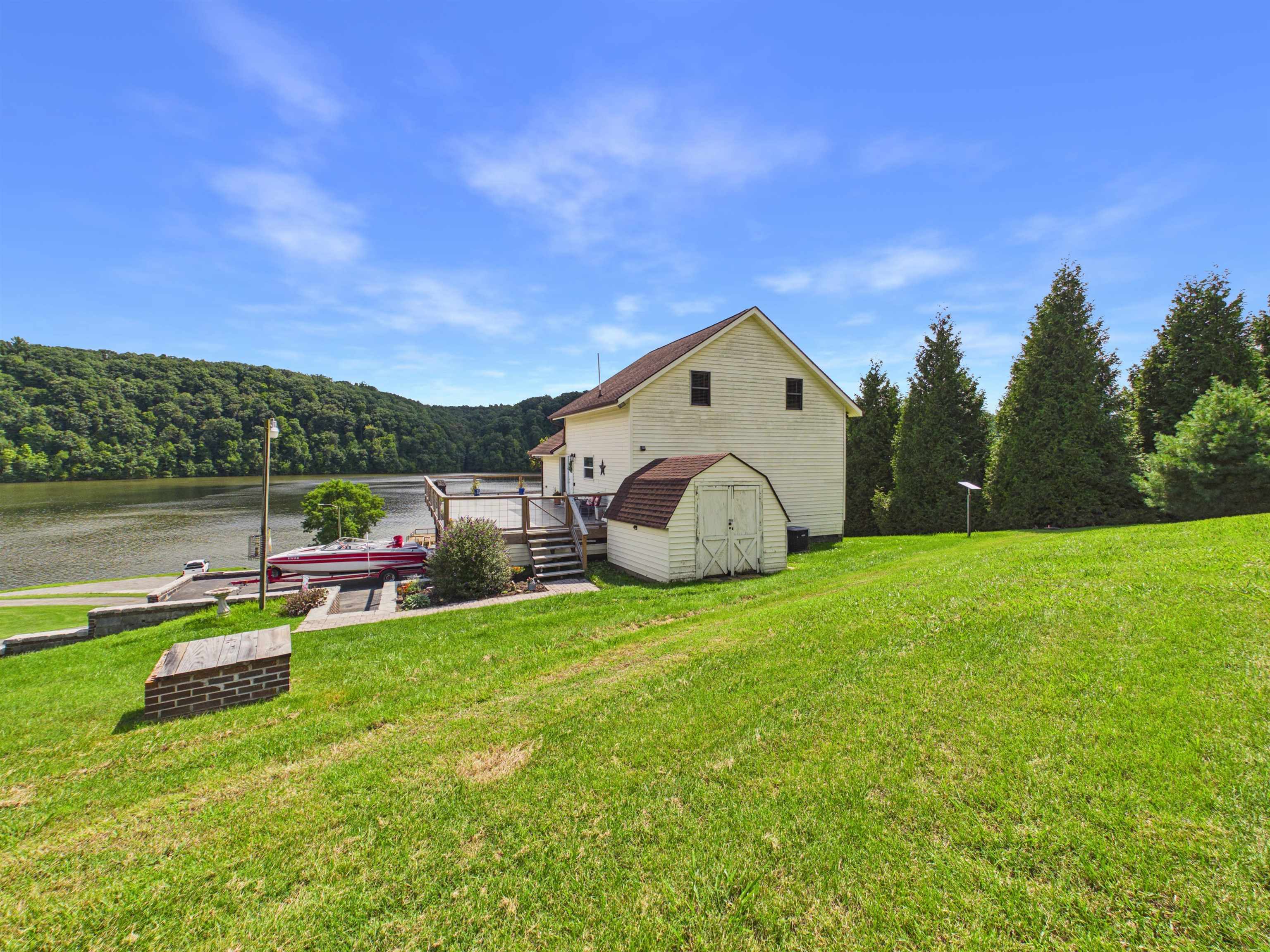 2487 Lowmans Ferry Road Pulaski VA 24301