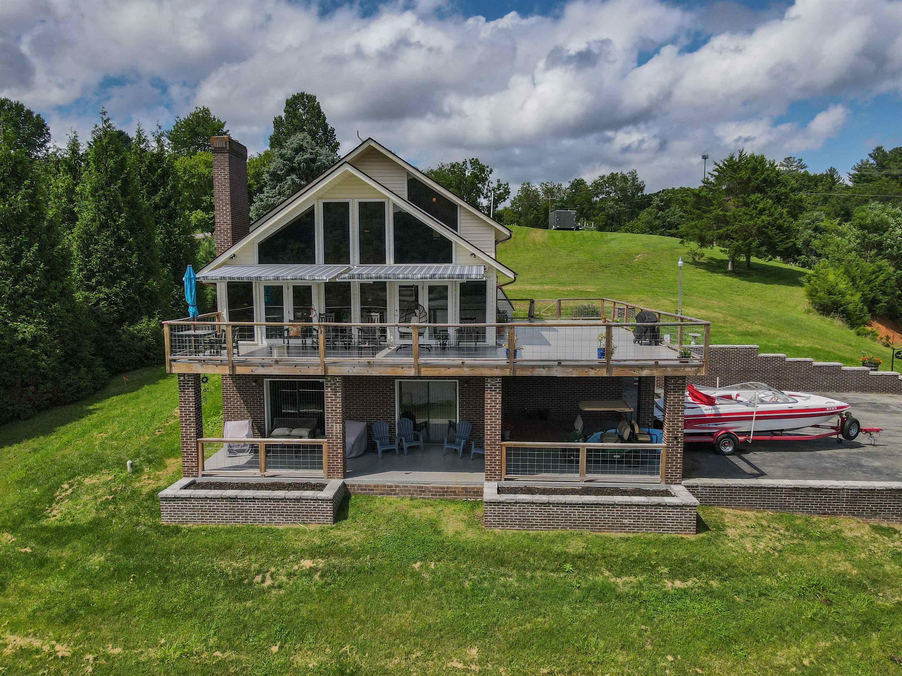 2487 Lowmans Ferry Road Pulaski VA 24301