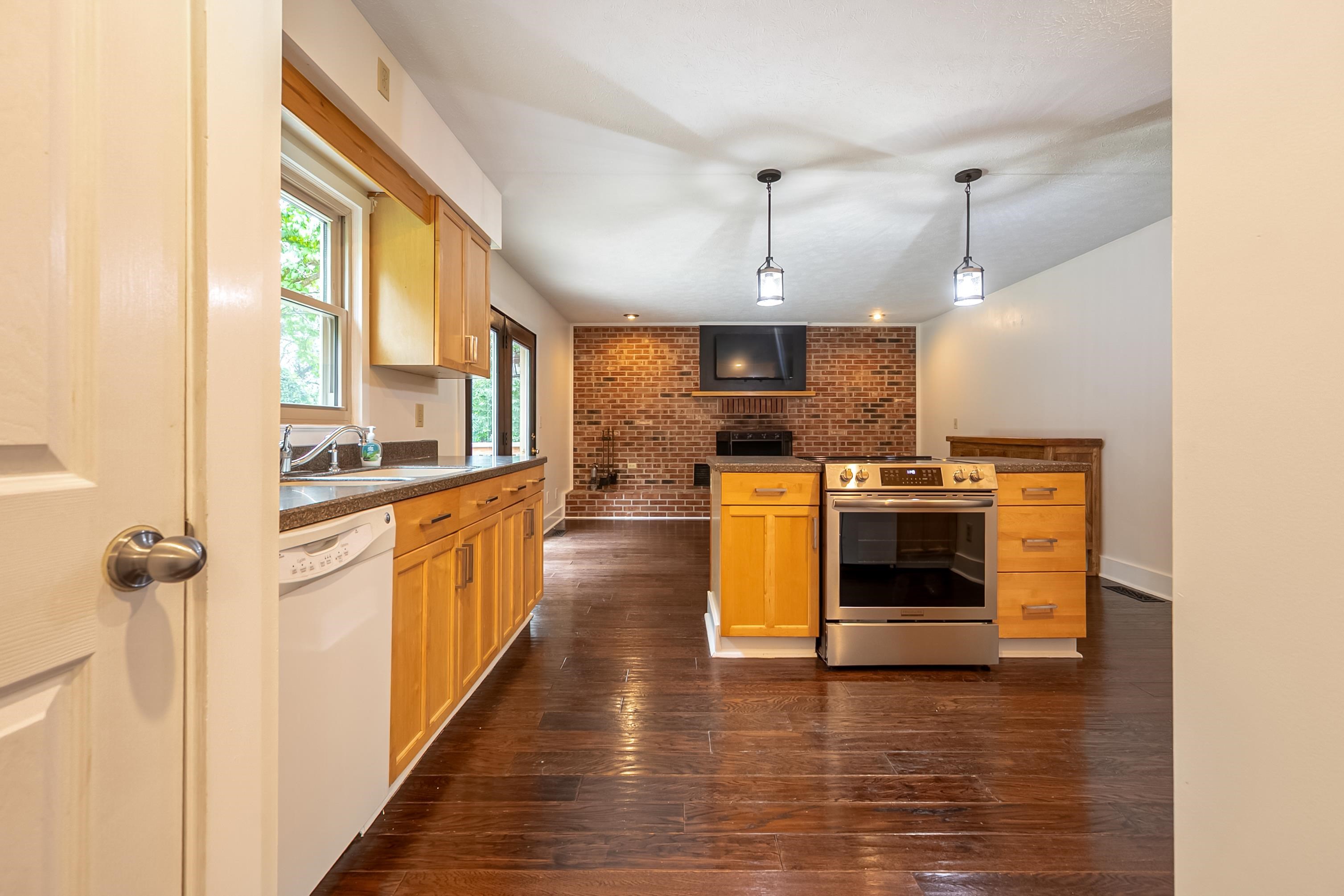 806 Horseshoe Lane Blacksburg VA 24060