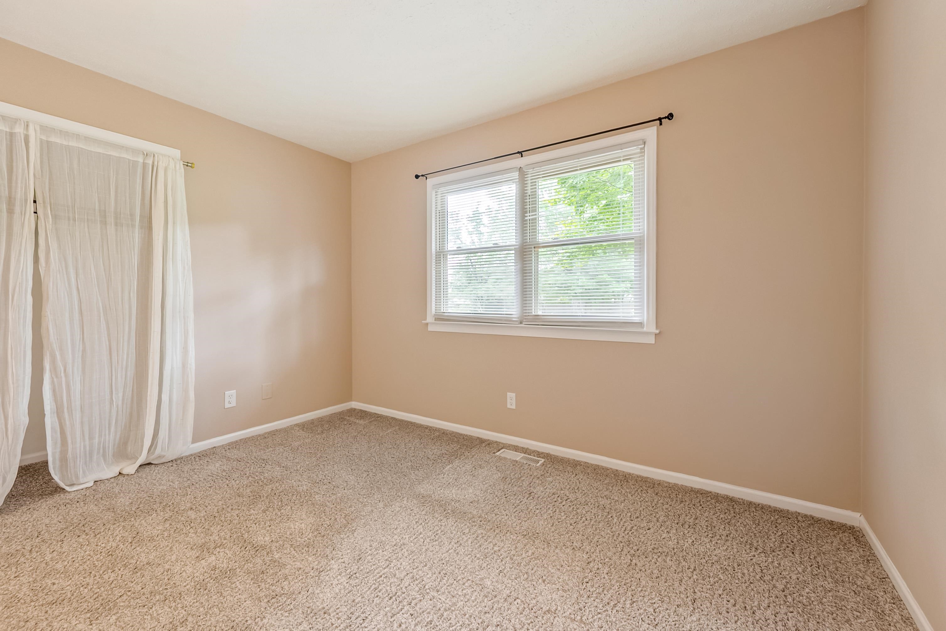 806 Horseshoe Lane Blacksburg VA 24060