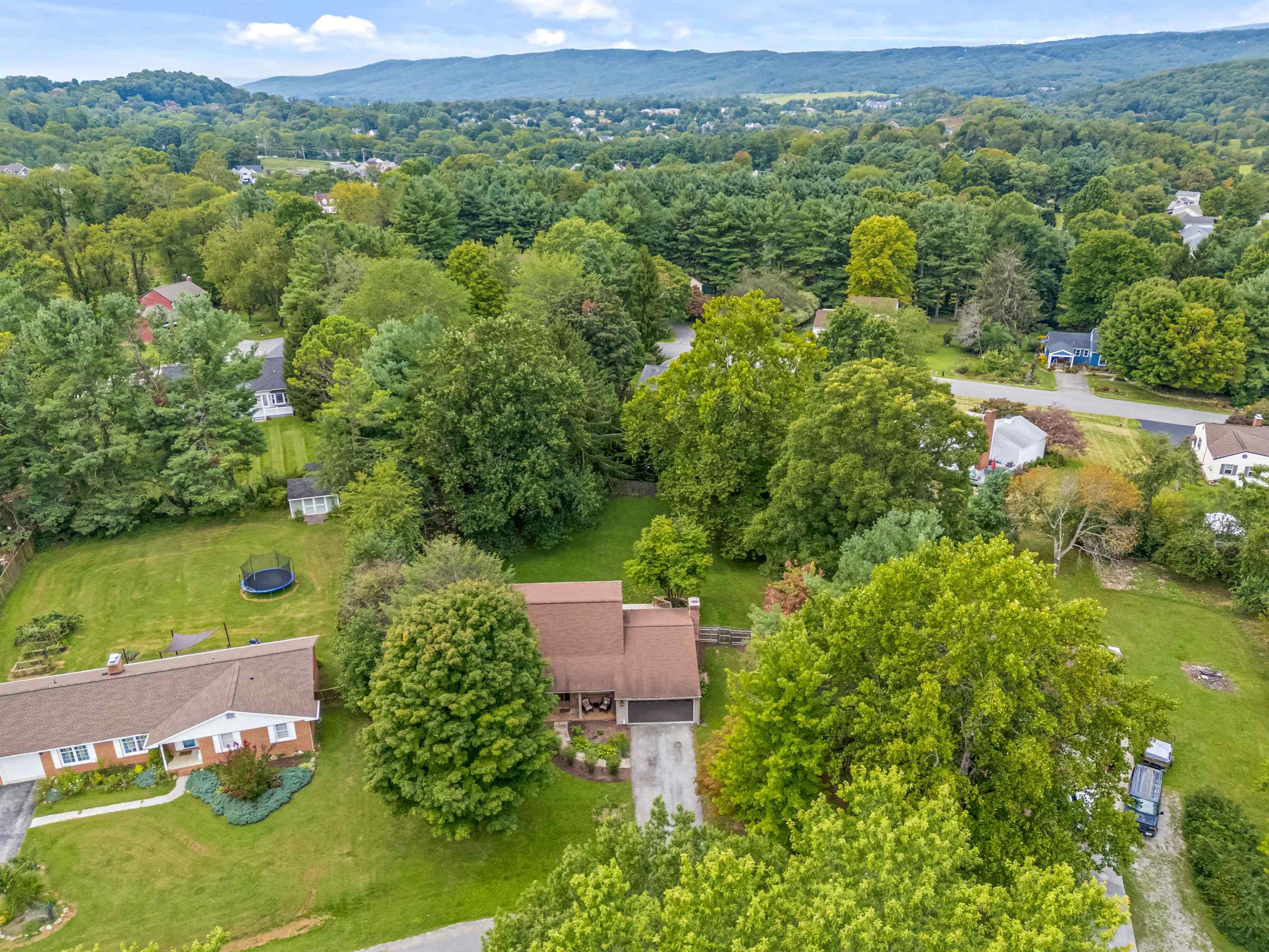 806 Horseshoe Lane Blacksburg VA 24060