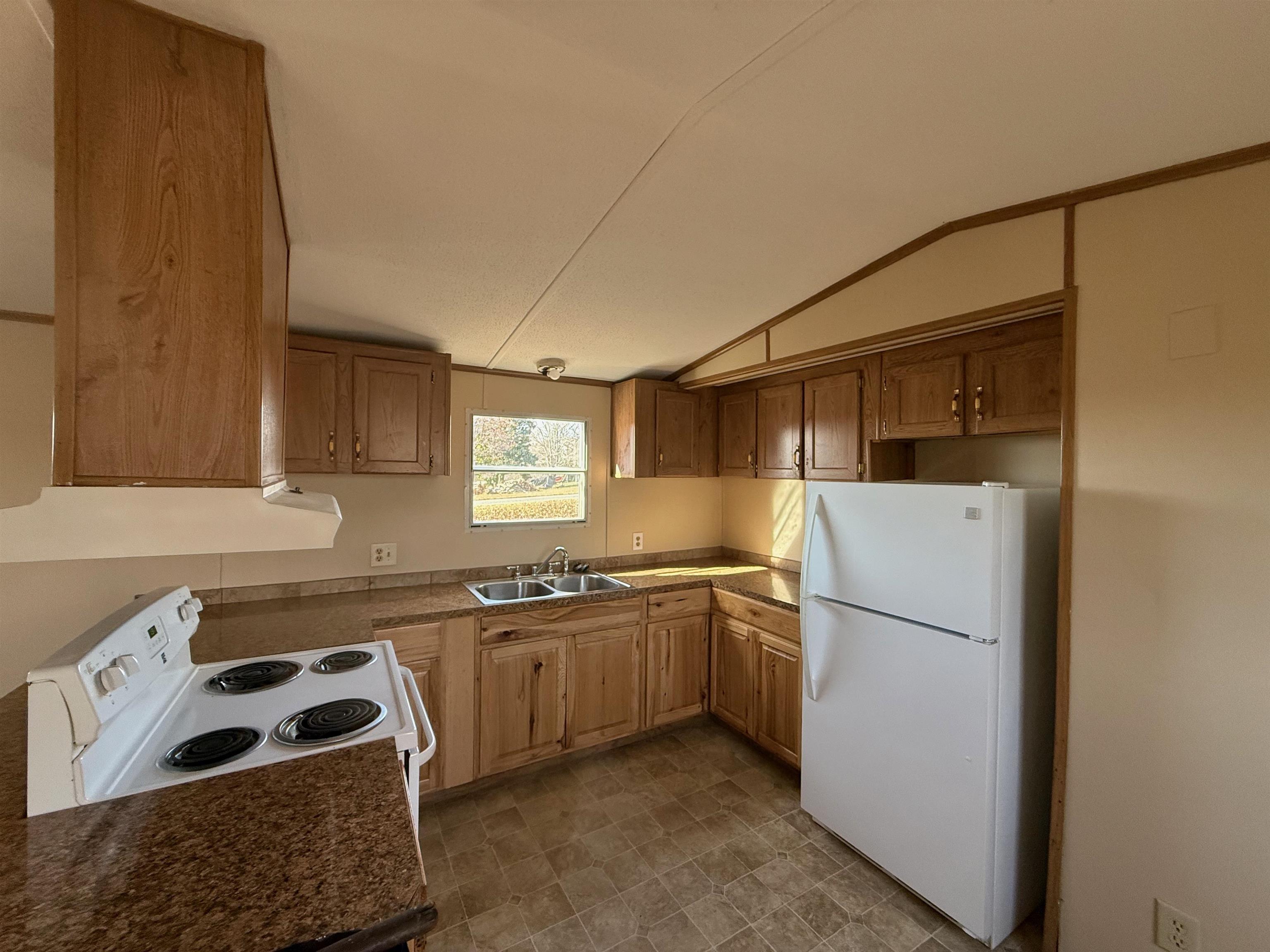 303 Flatridge Road Cana VA 24317