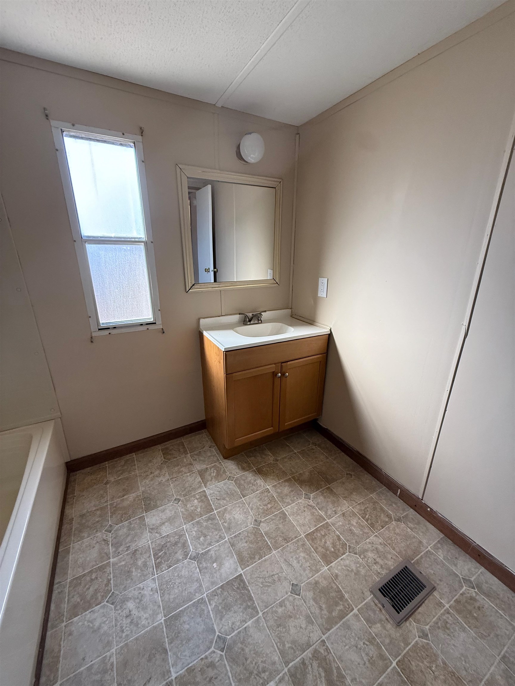 303 Flatridge Road Cana VA 24317