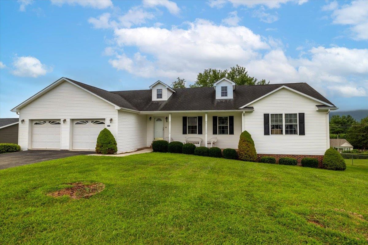 3853 Bainbridge Drive Pulaski VA 24301