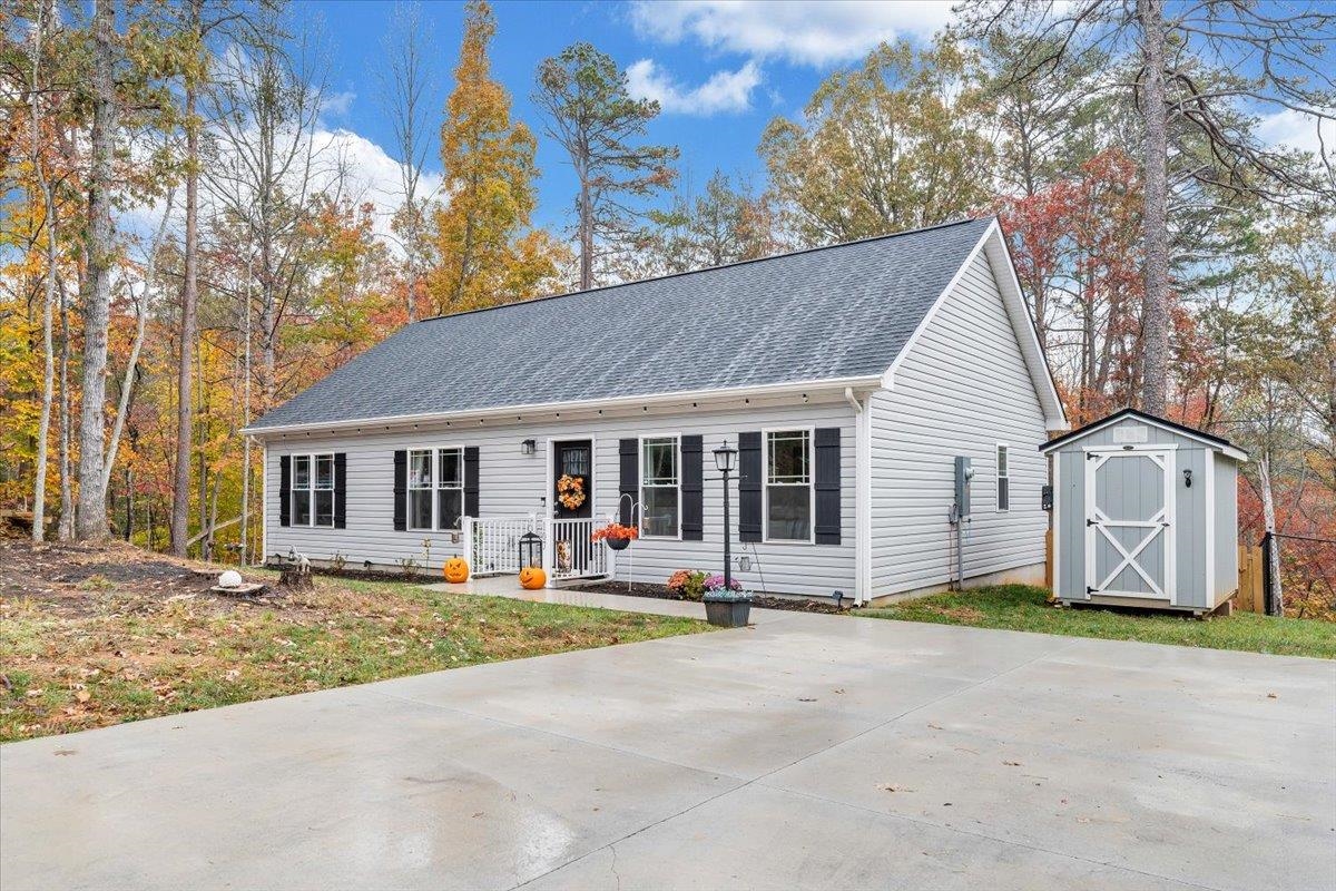 107 Pine Ridge Drive Hardy VA 24101