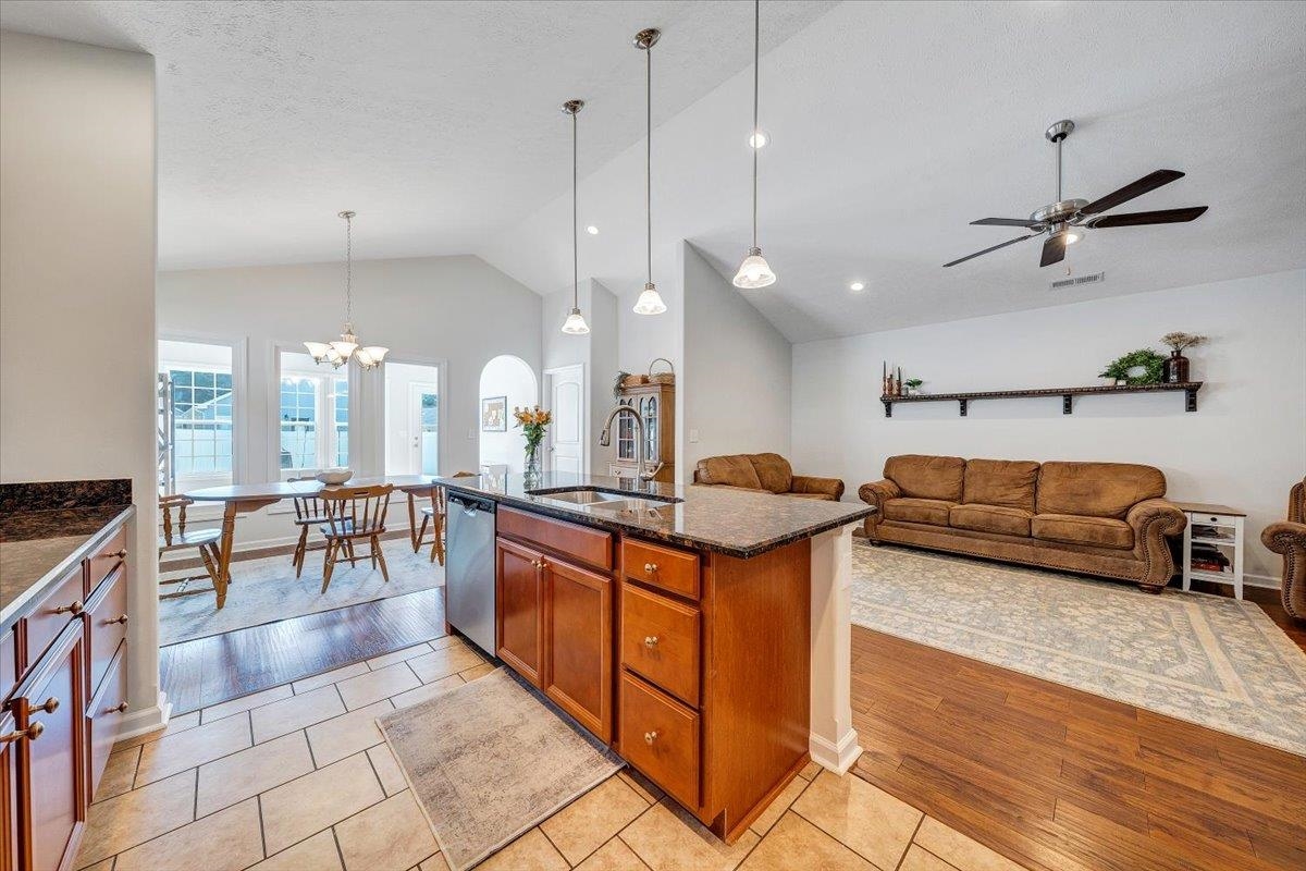 313 Jeffries Drive Radford VA 24141