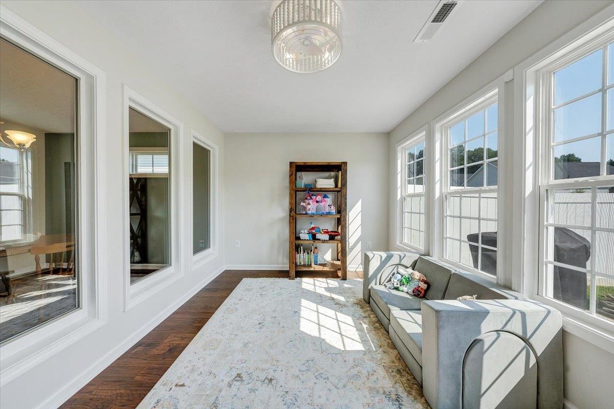 313 Jeffries Drive Radford VA 24141