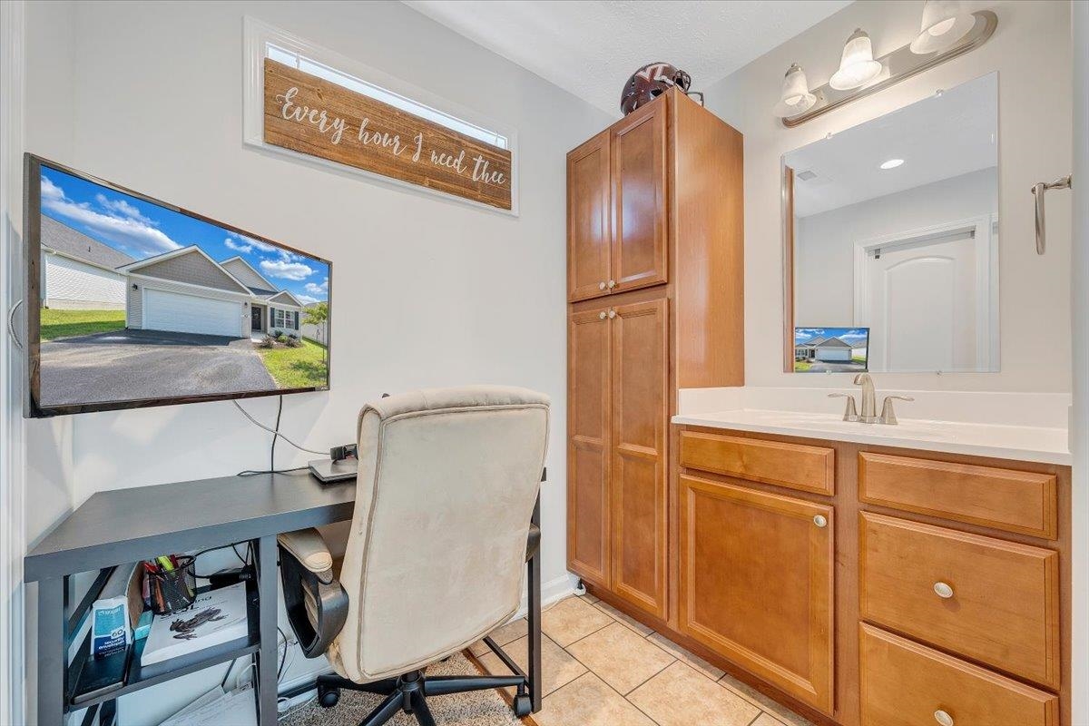 313 Jeffries Drive Radford VA 24141