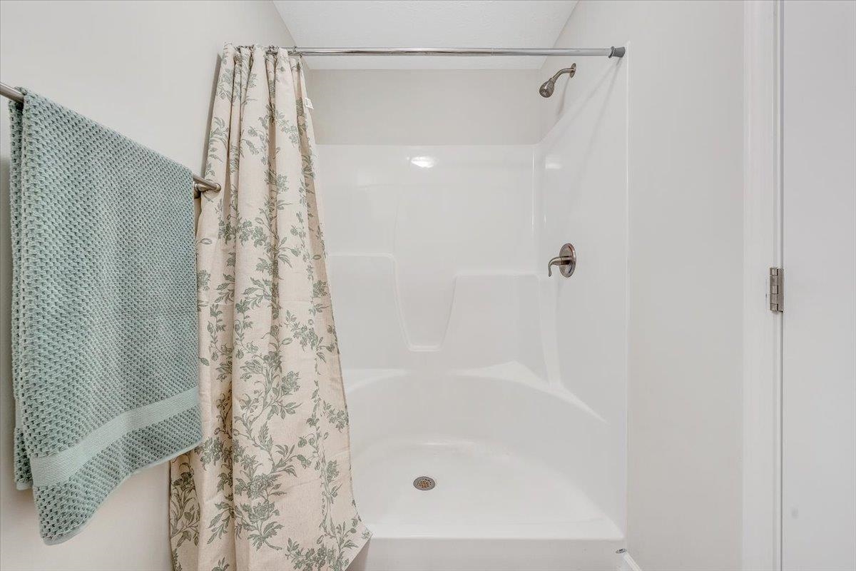 313 Jeffries Drive Radford VA 24141