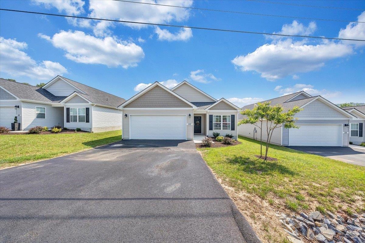 313 Jeffries Drive Radford VA 24141