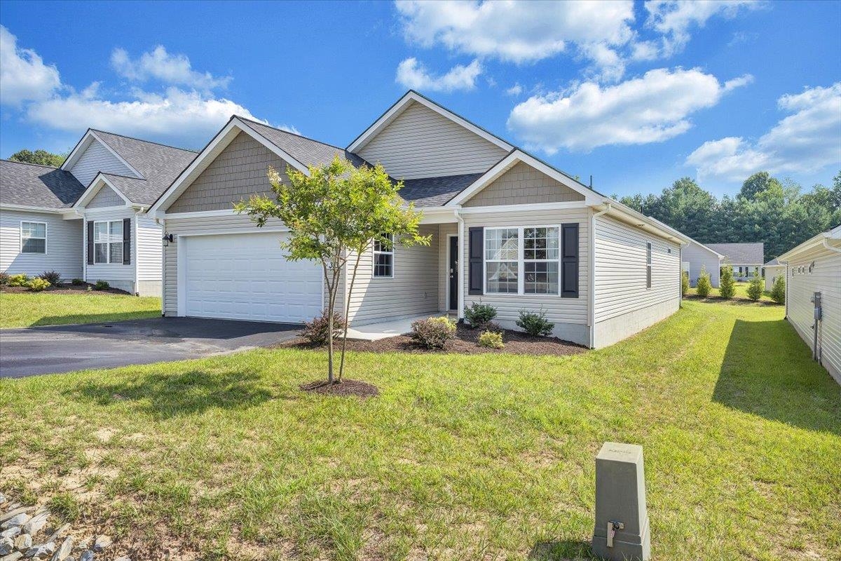 313 Jeffries Drive Radford VA 24141