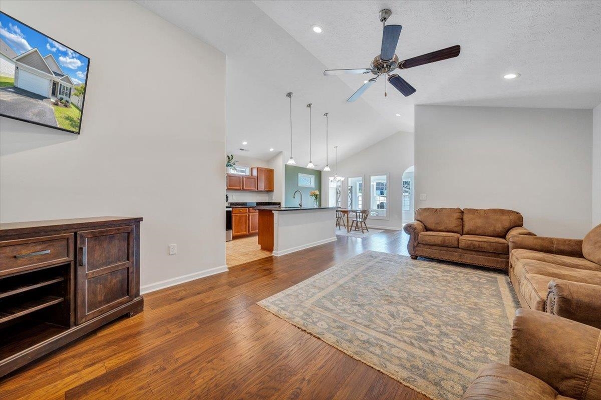 313 Jeffries Drive Radford VA 24141