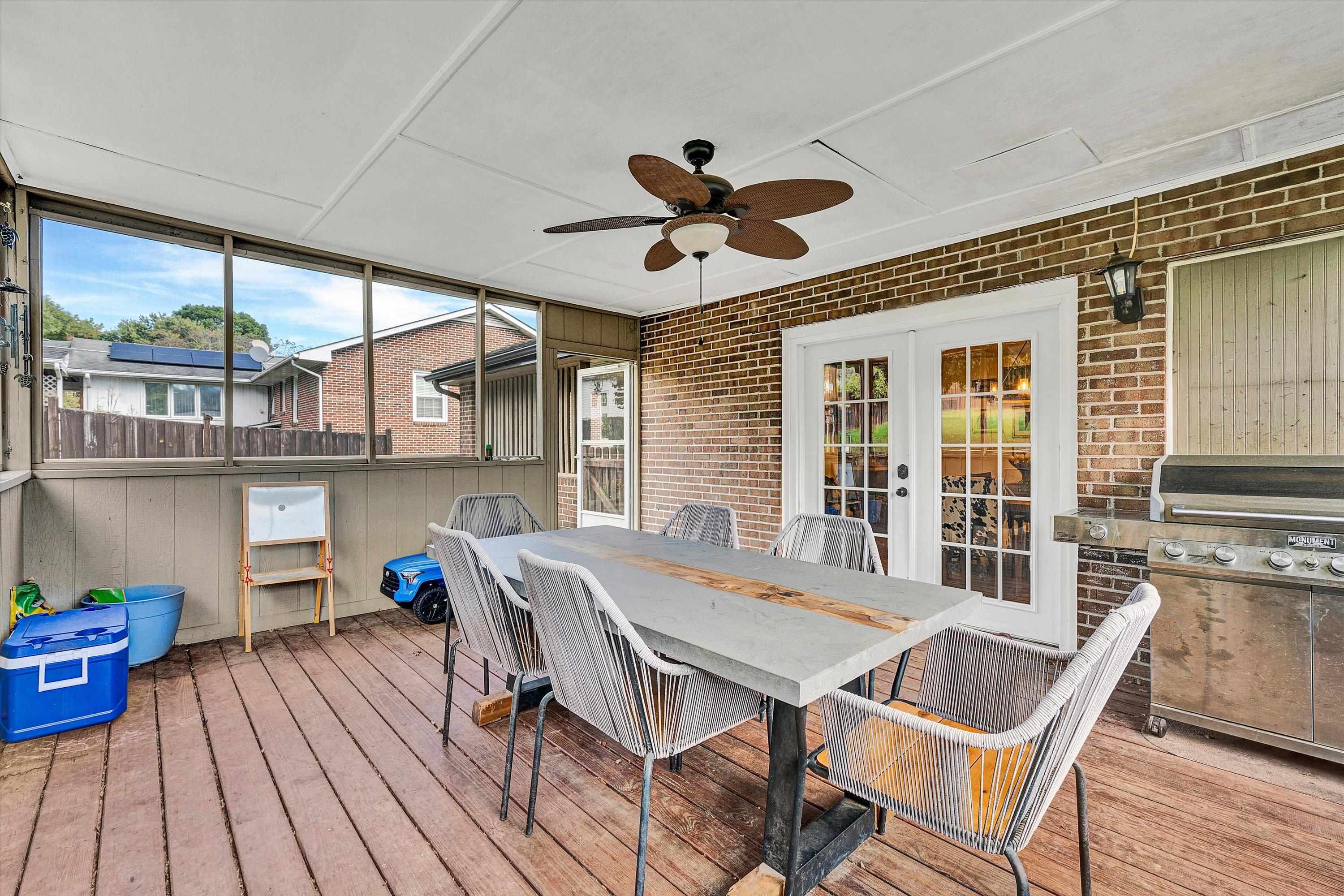 1307 Hopkins Drive Pulaski VA 24301