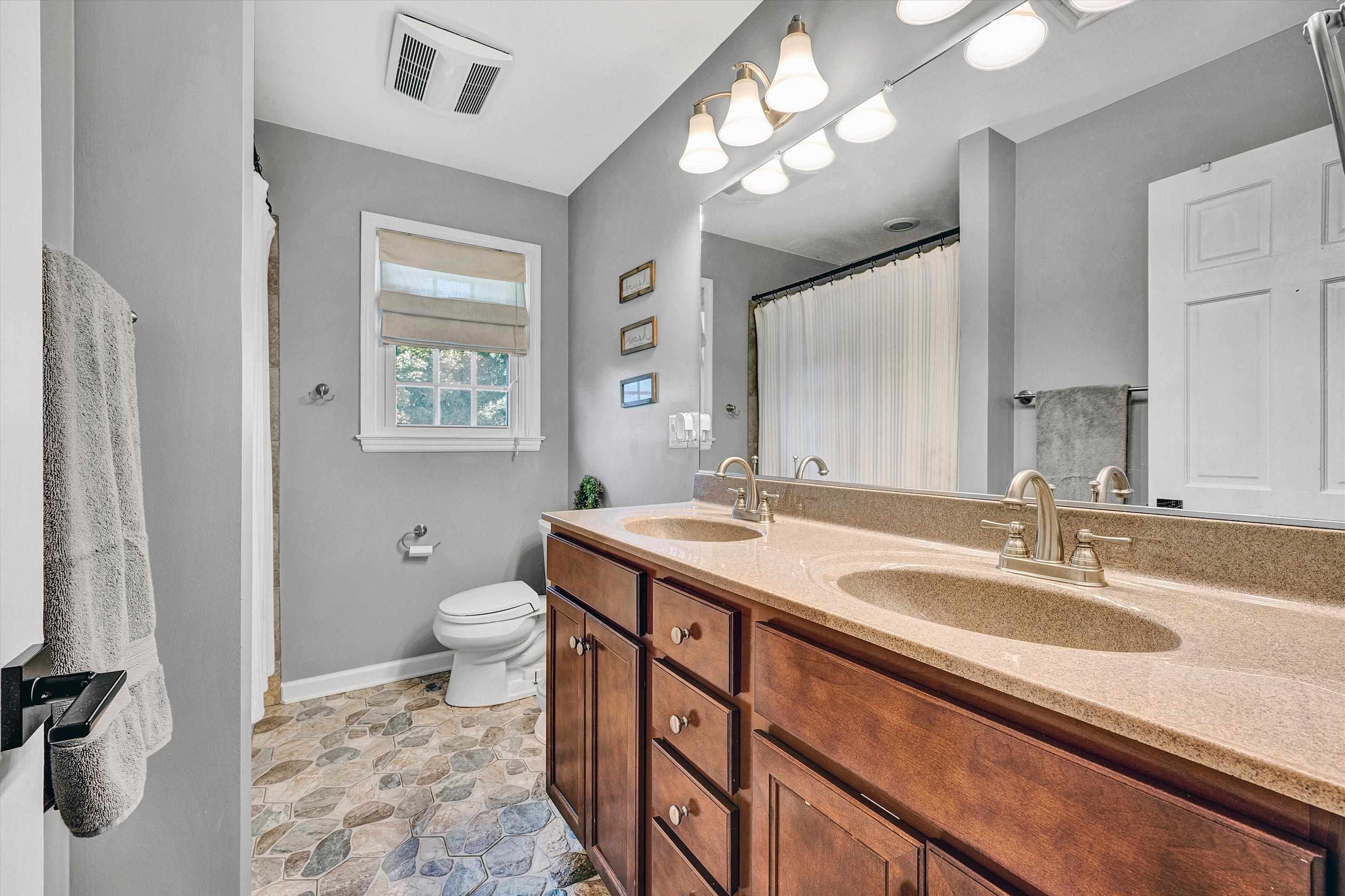 1307 Hopkins Drive Pulaski VA 24301